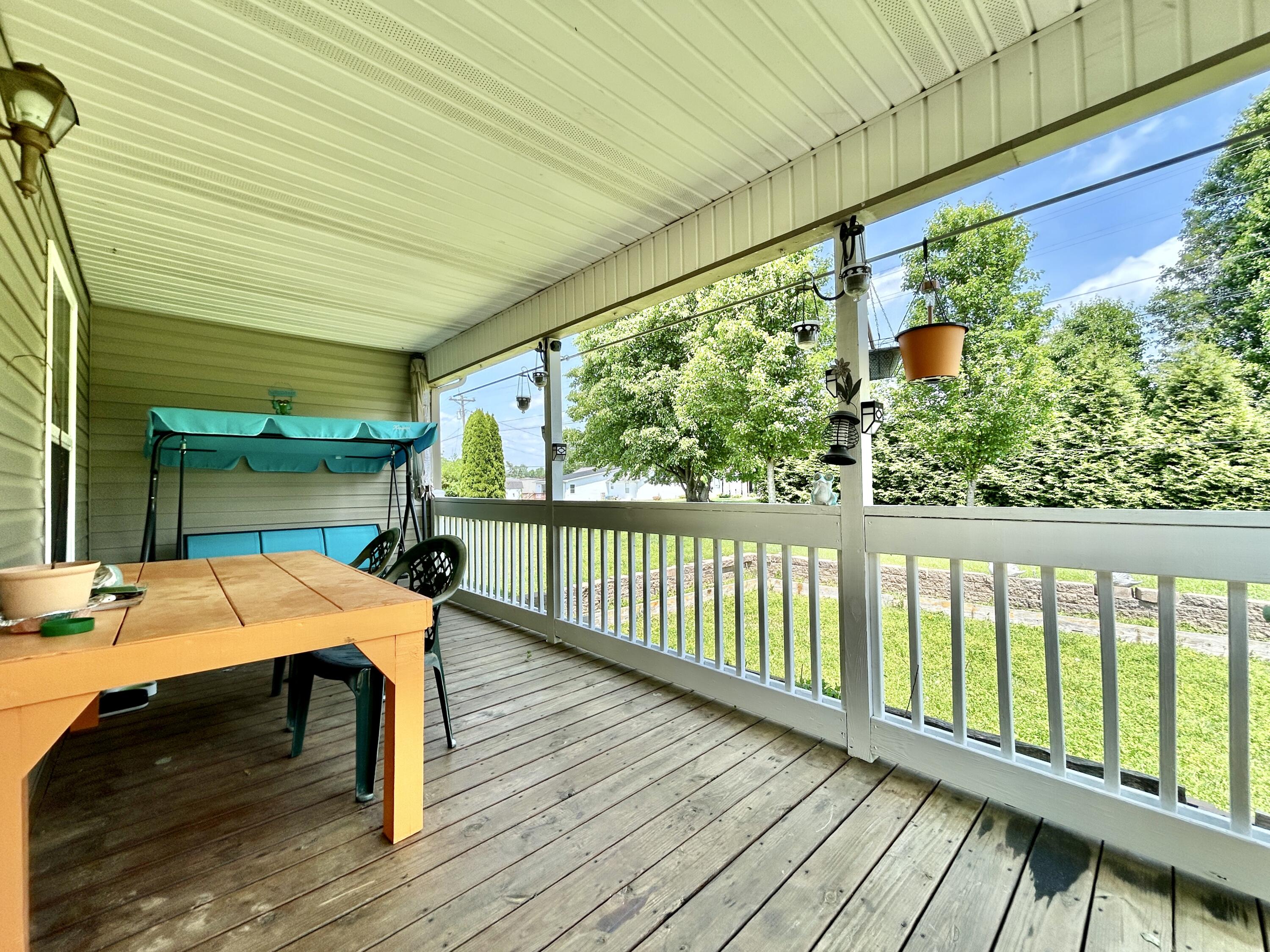 100 South Ridgeport Drive