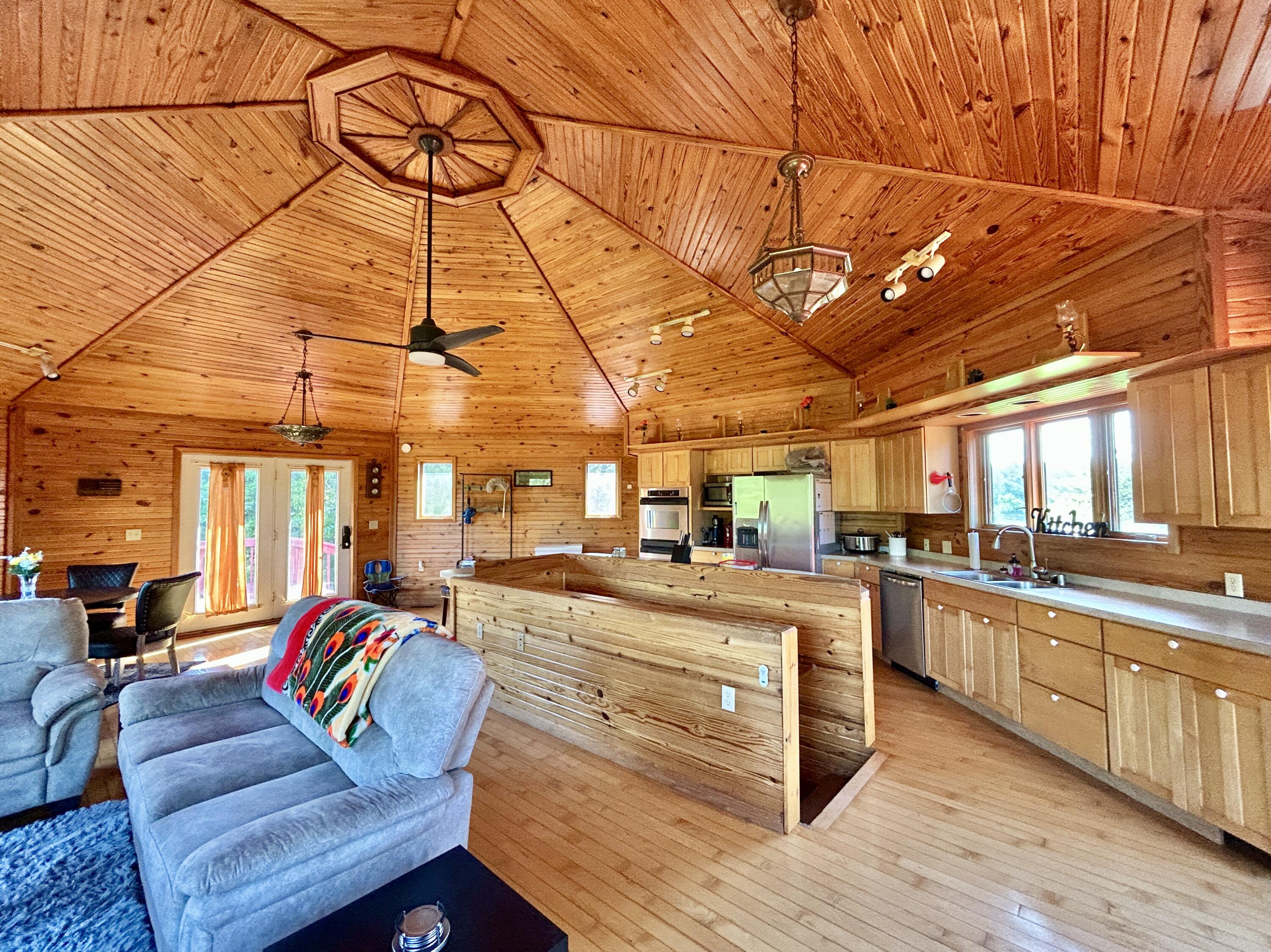 7485 State Hwy 1675
