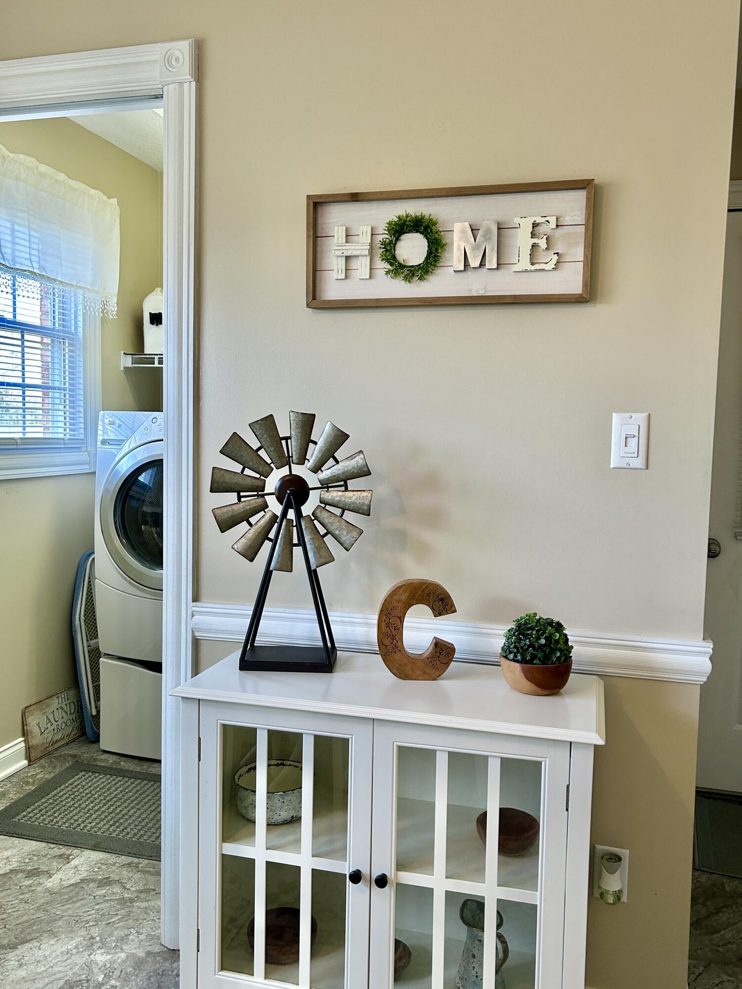 317 Hidden Loop Drive