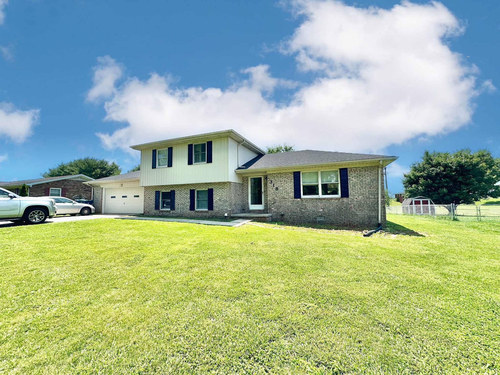 318 Colonial Avenue