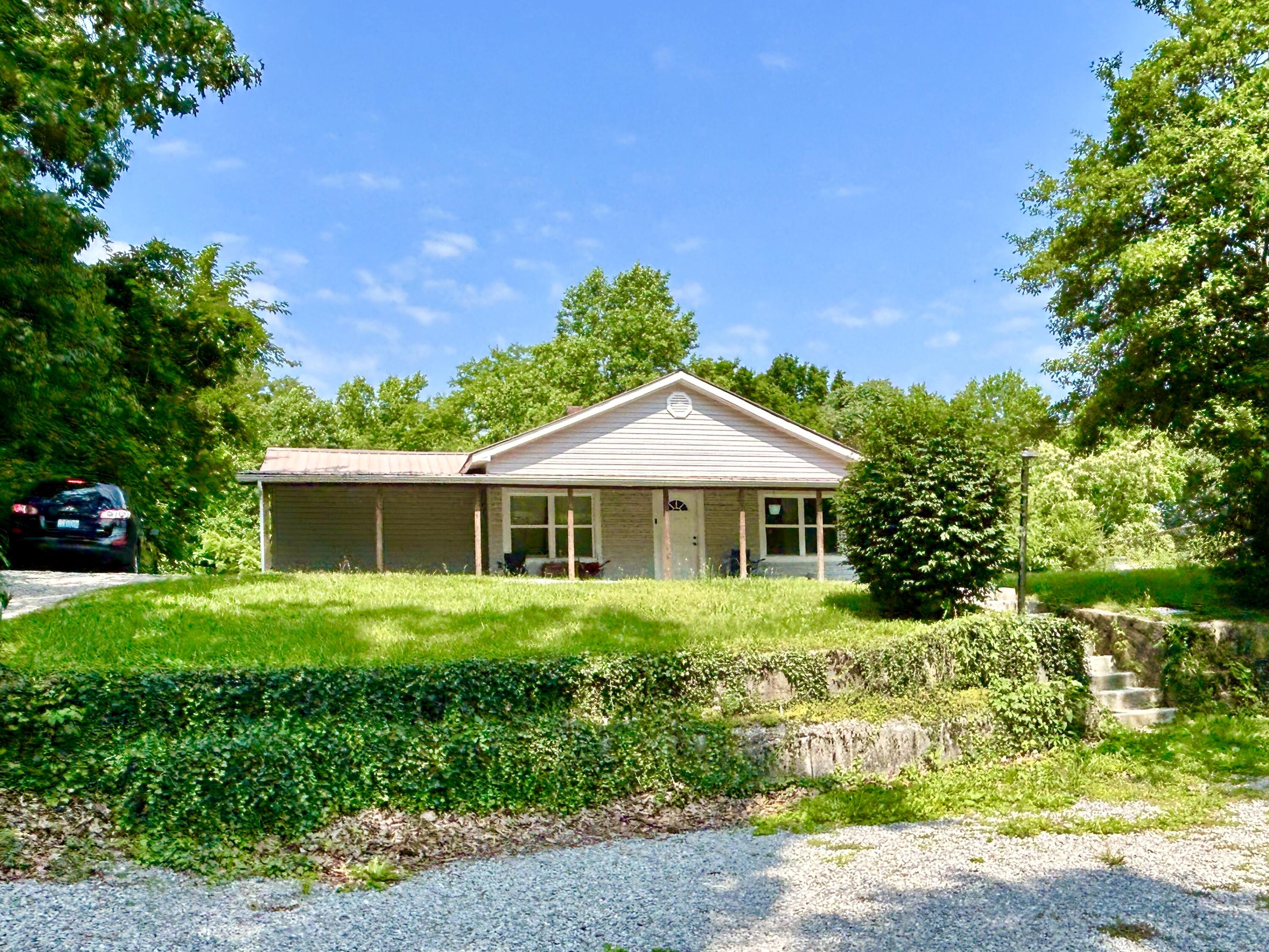 52 Heath and Chestnut Road