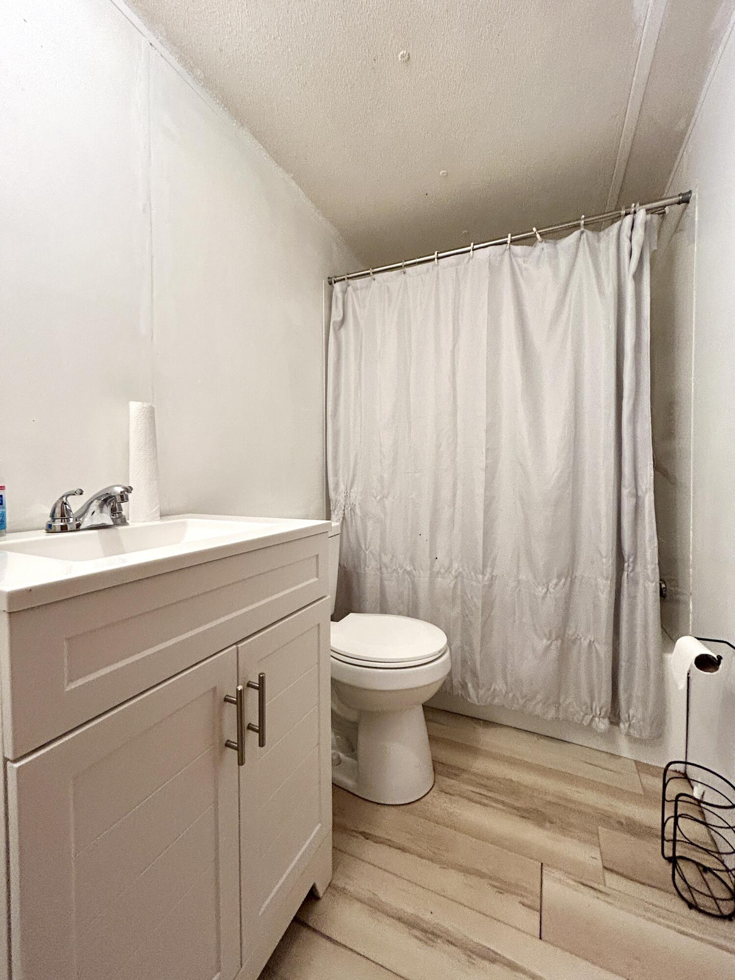 1366 Old Waynesburg Road