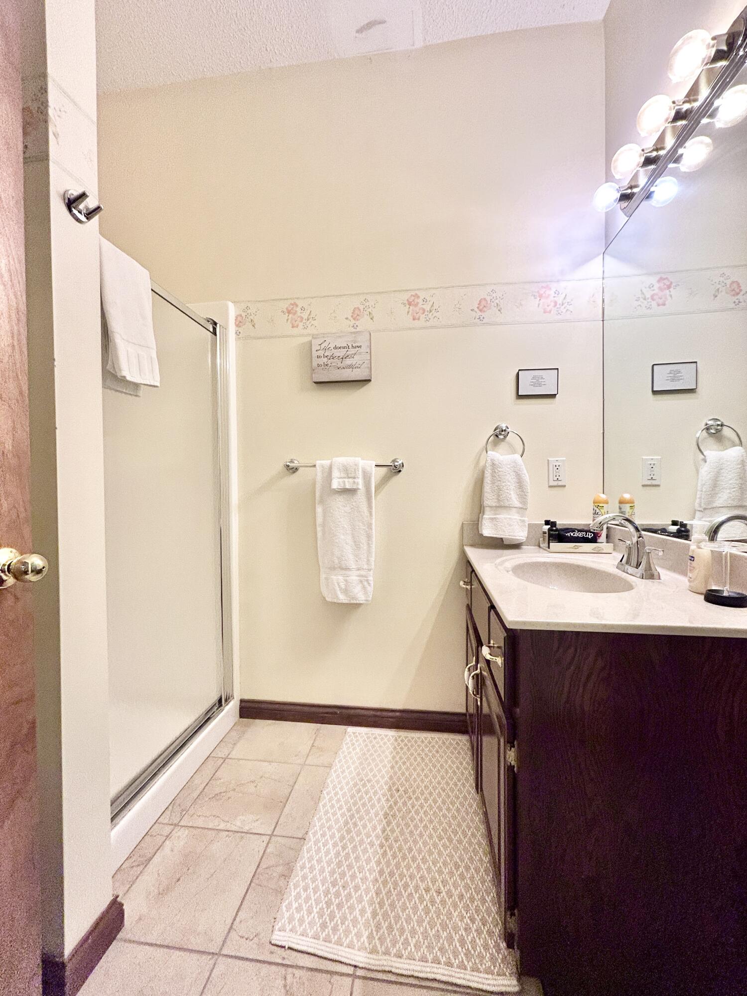 414 Lake Forest Drive