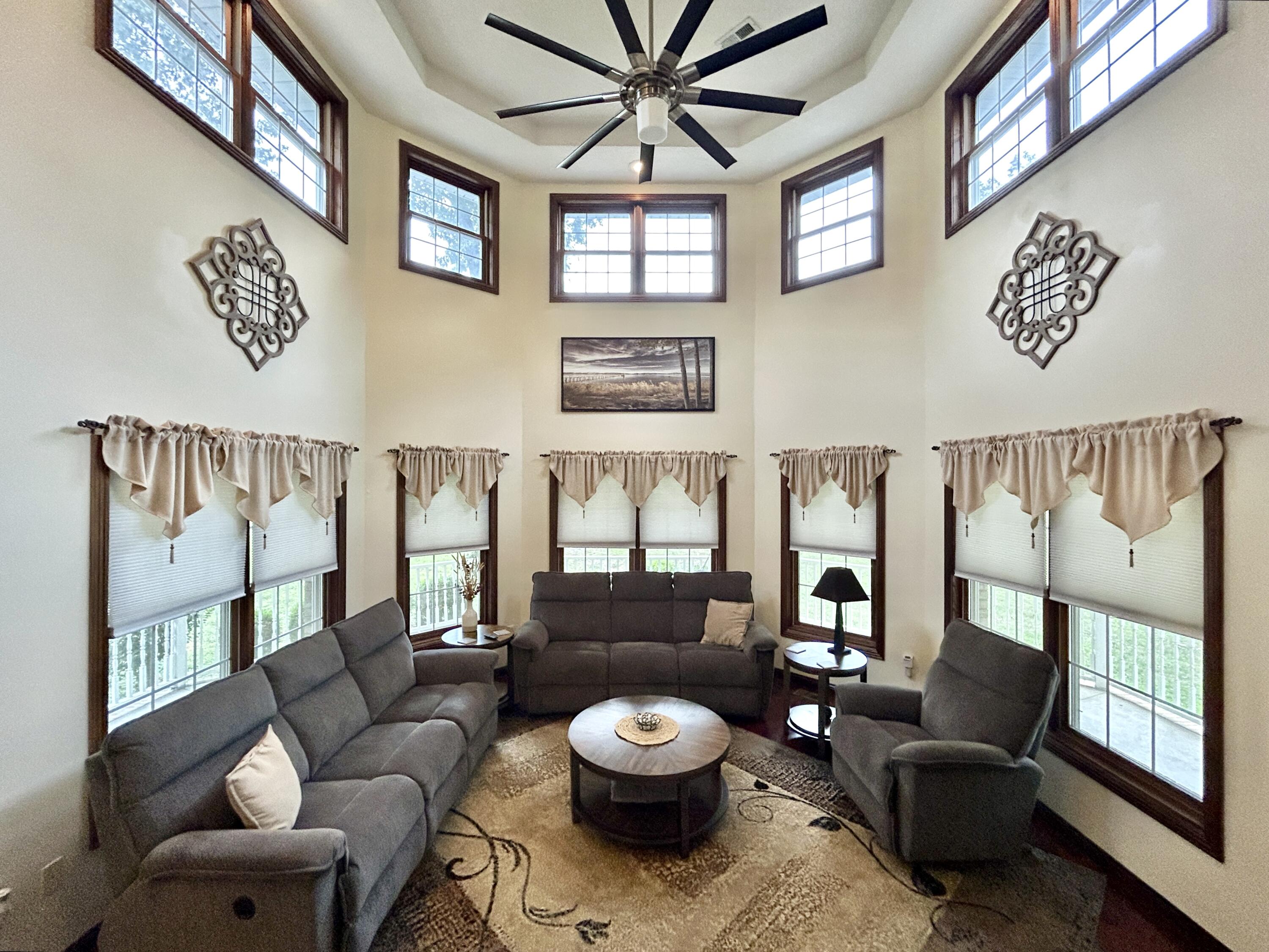 414 Lake Forest Drive