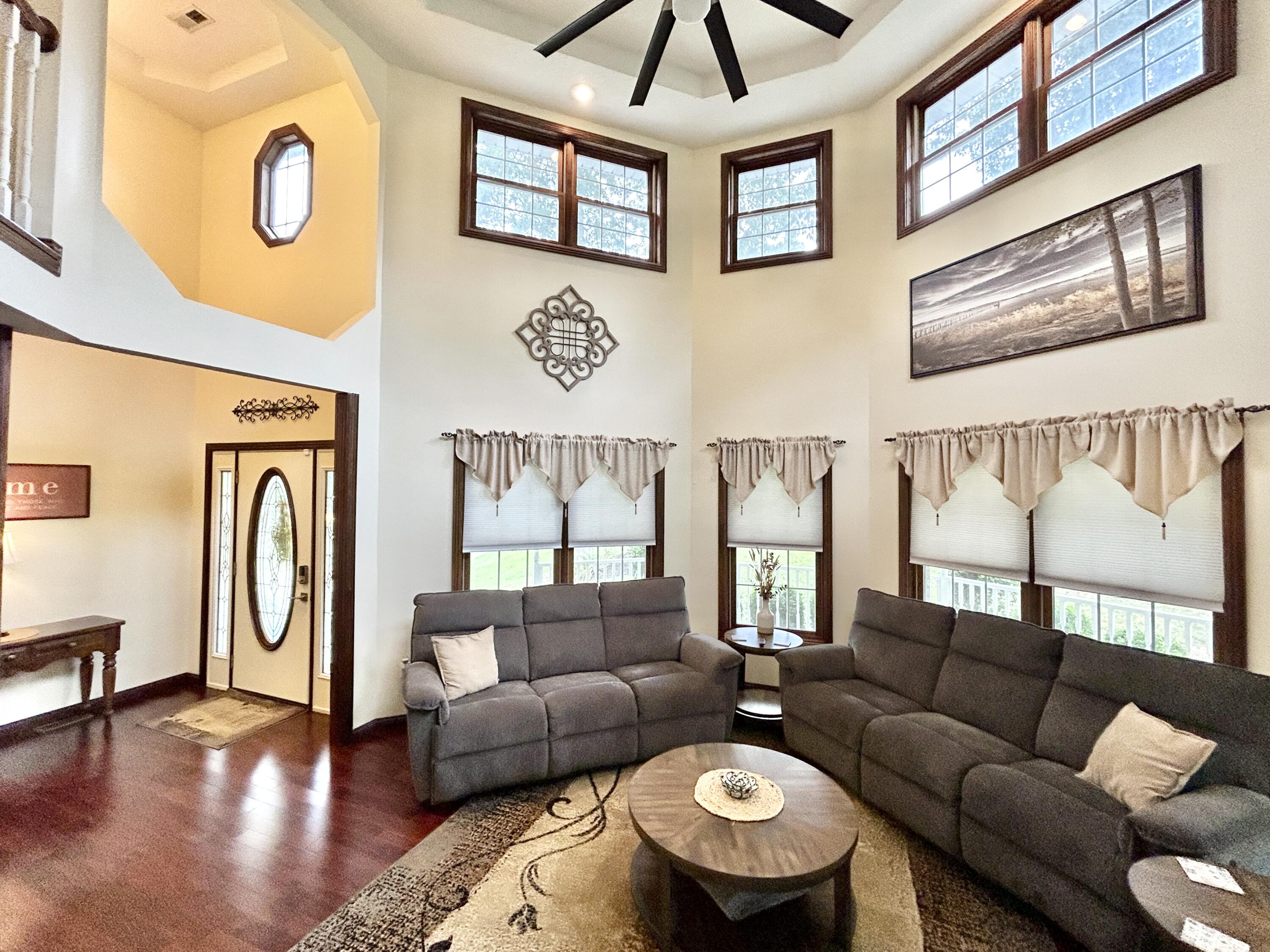 414 Lake Forest Drive