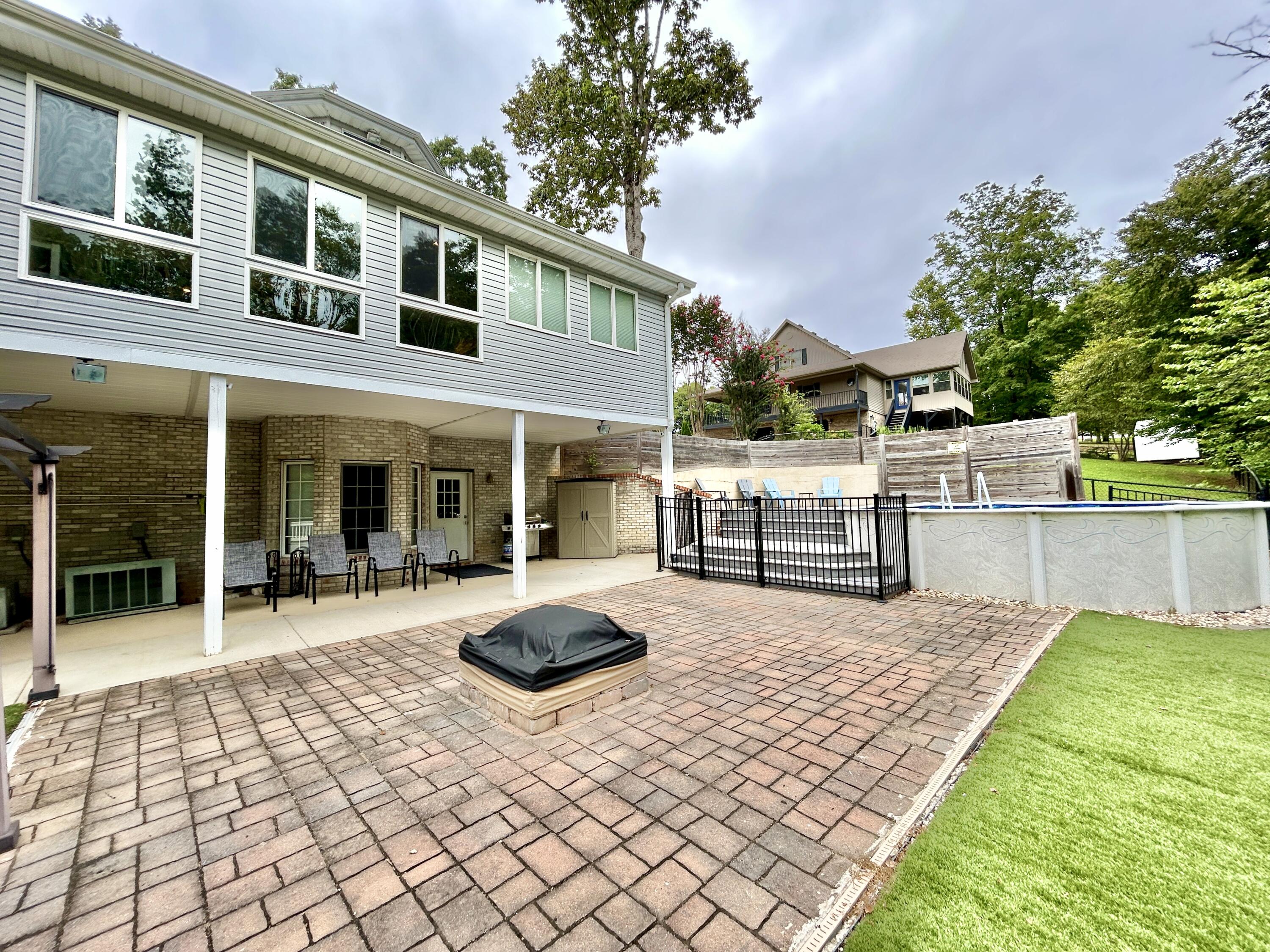 414 Lake Forest Drive