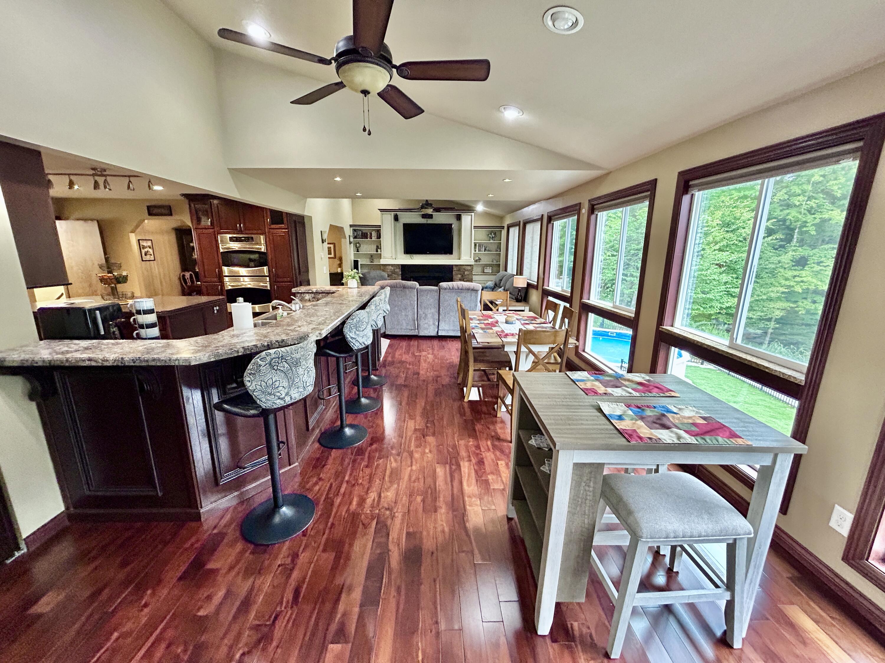 414 Lake Forest Drive