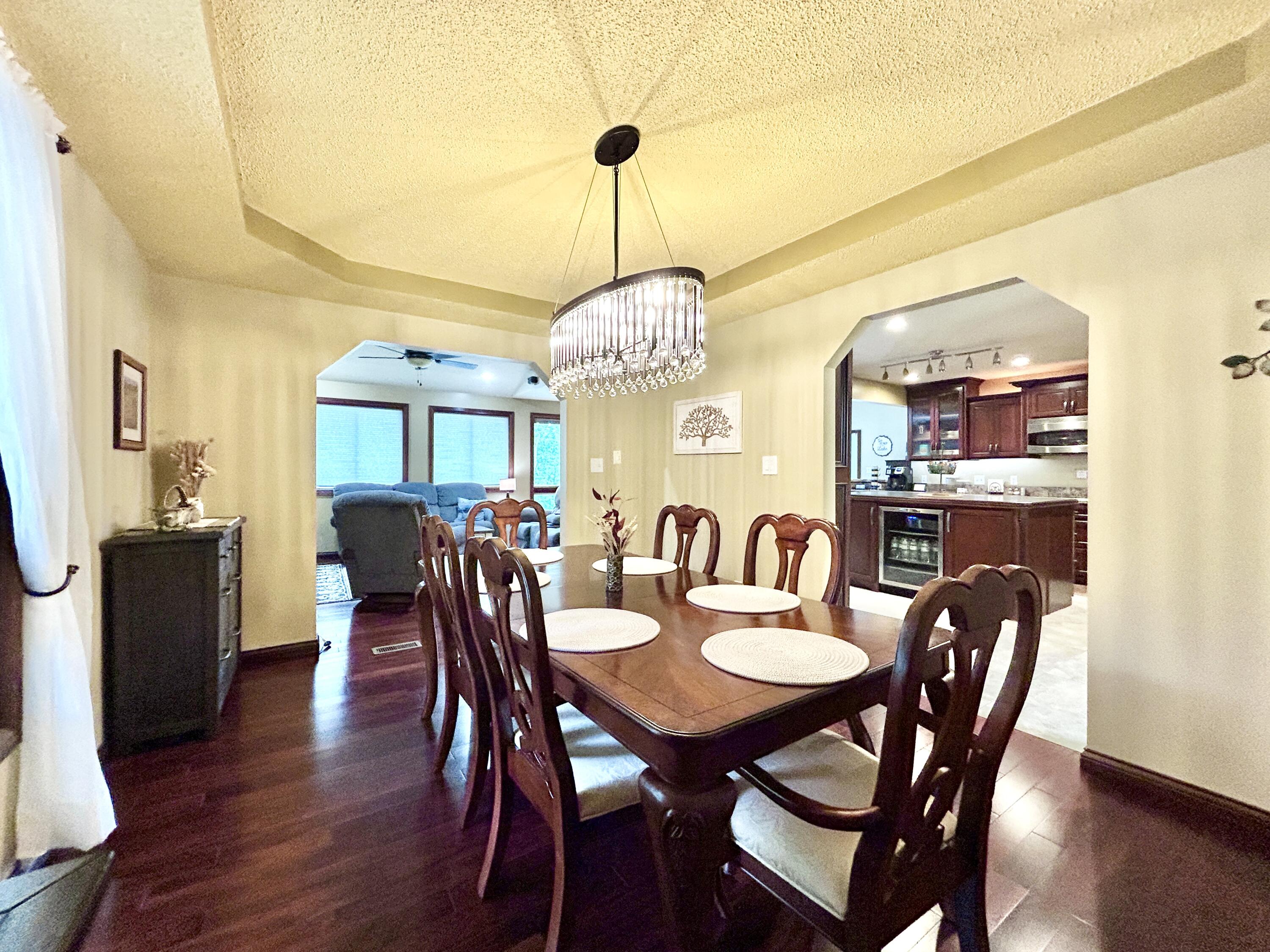 414 Lake Forest Drive