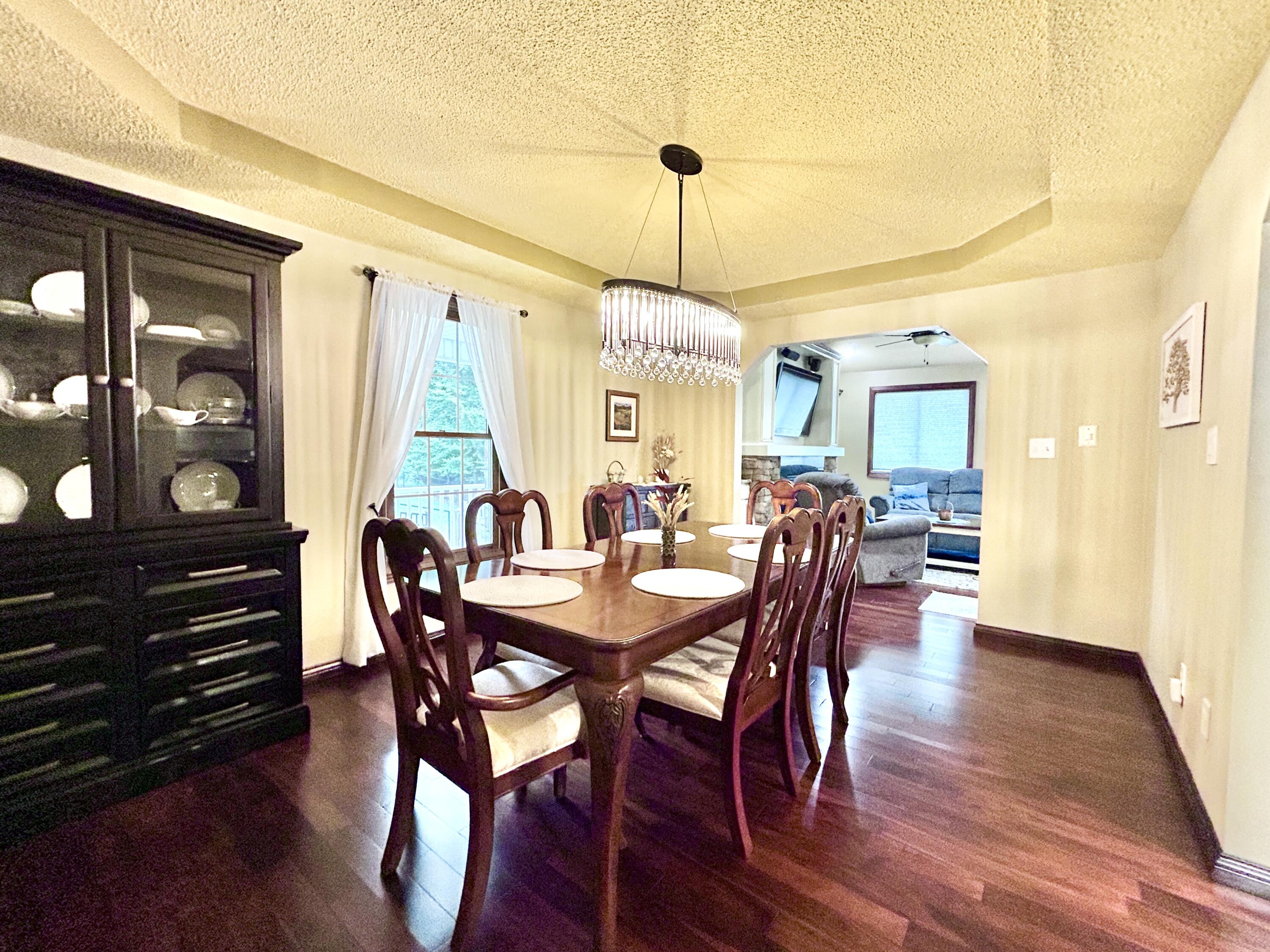 414 Lake Forest Drive