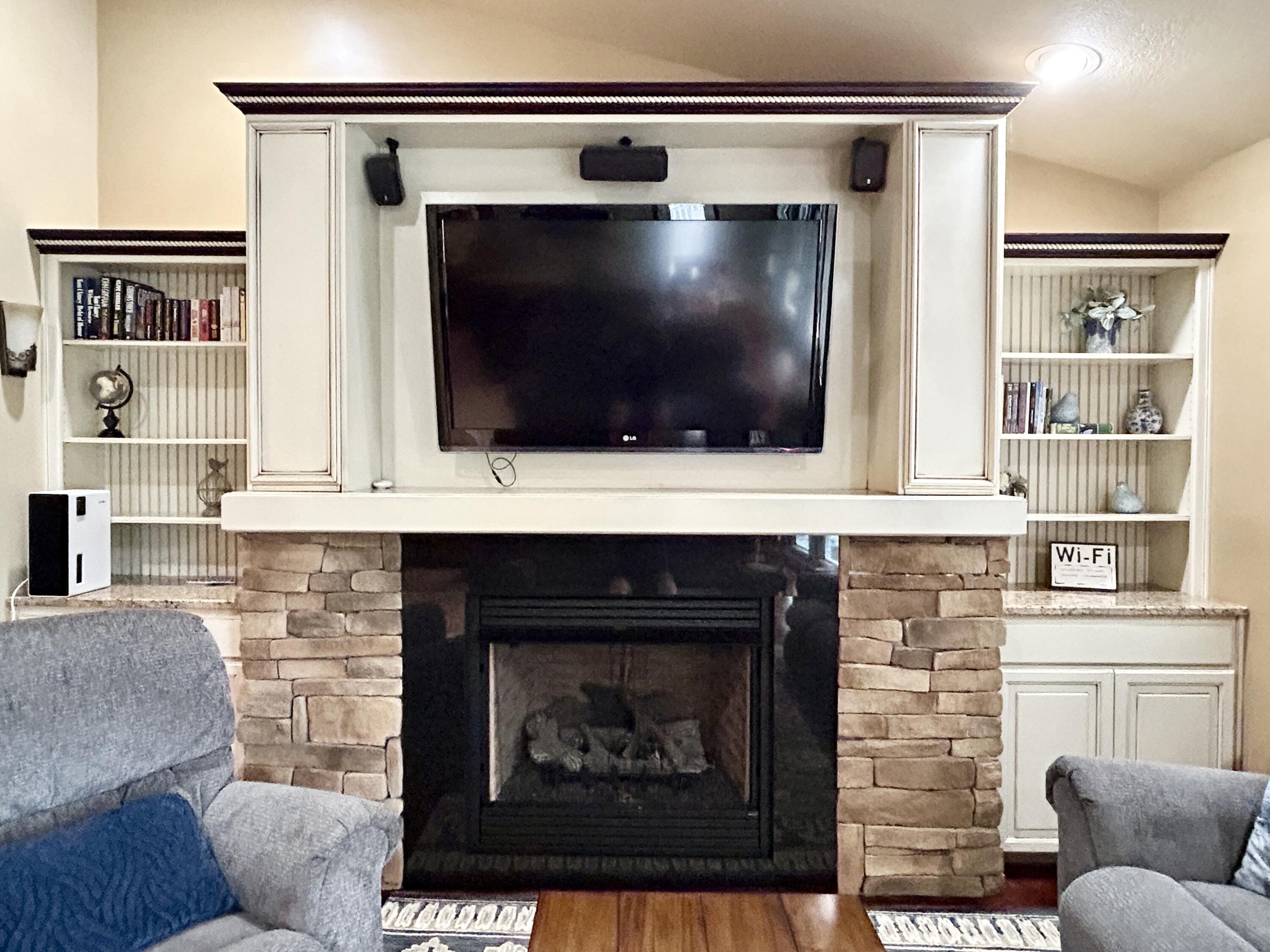 414 Lake Forest Drive