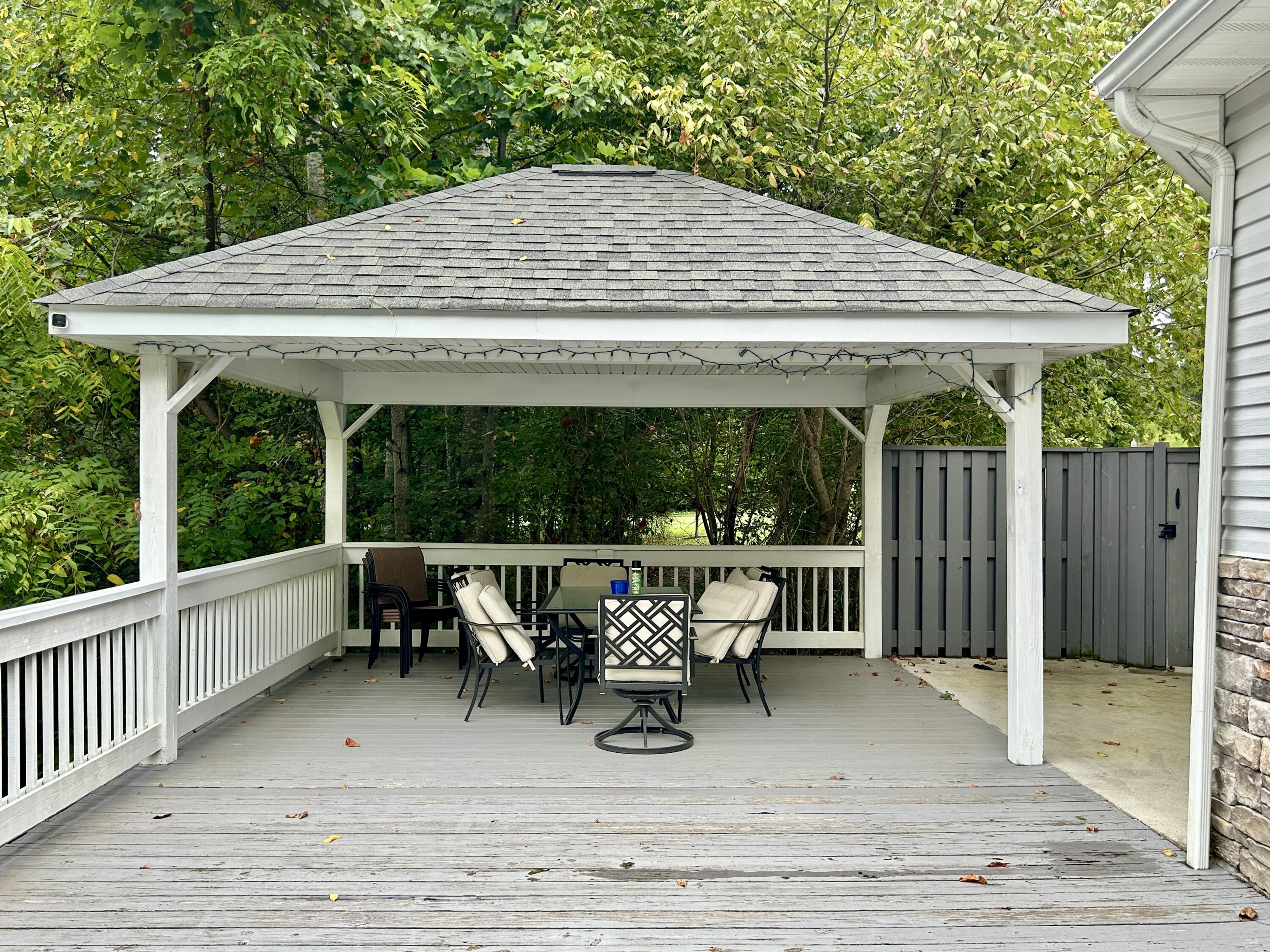 414 Lake Forest Drive