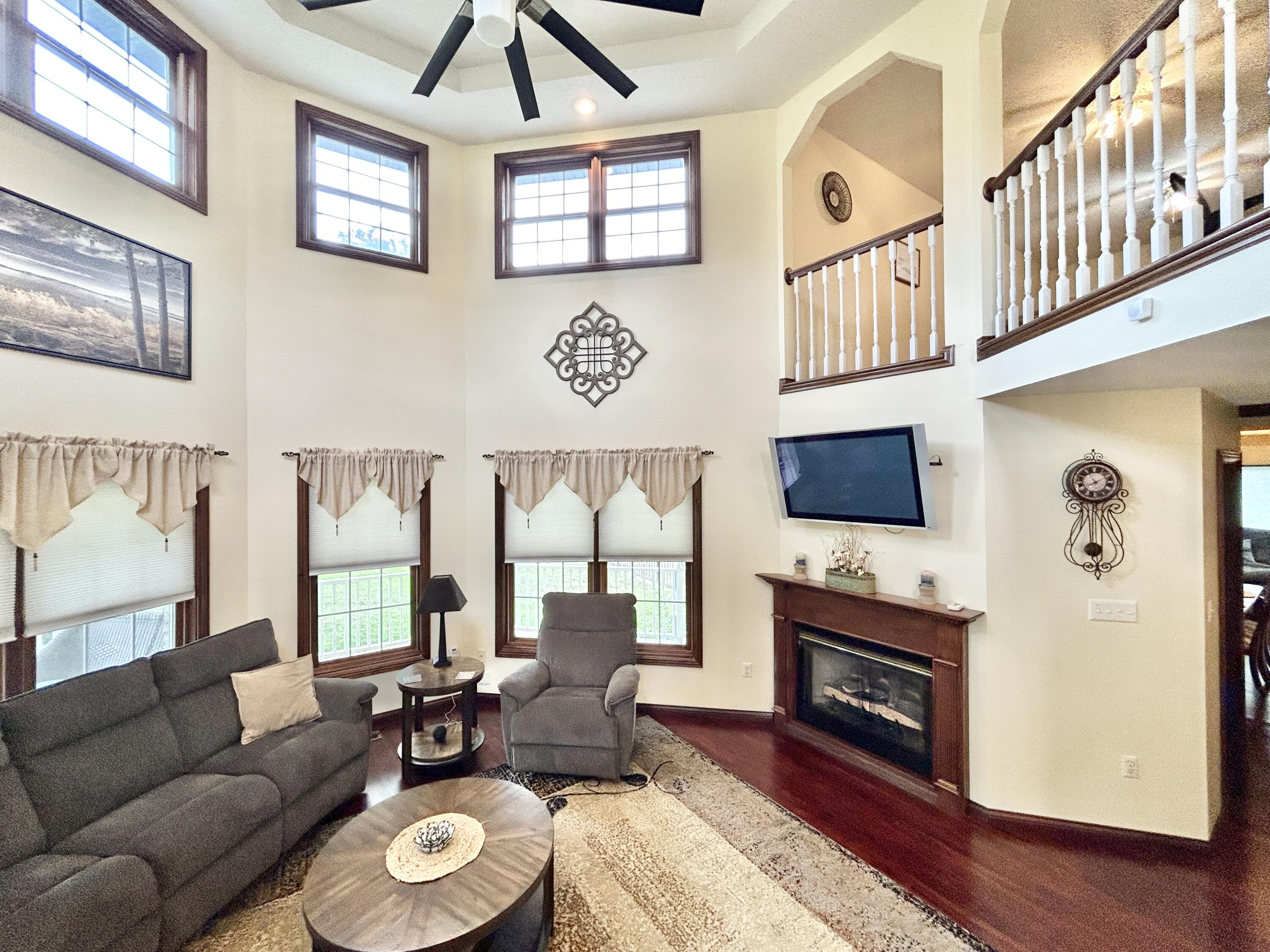 414 Lake Forest Drive