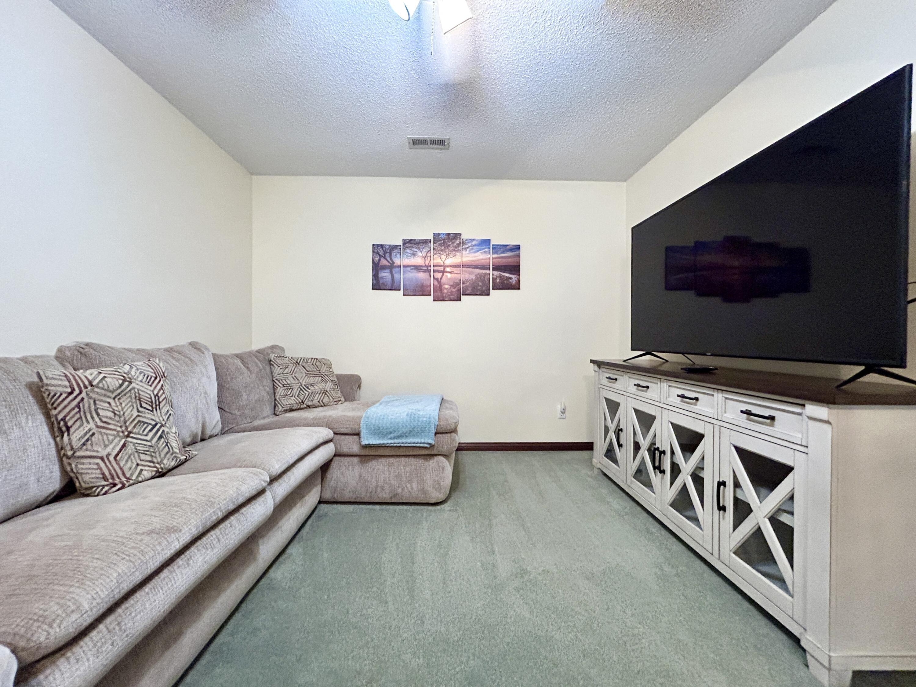 414 Lake Forest Drive