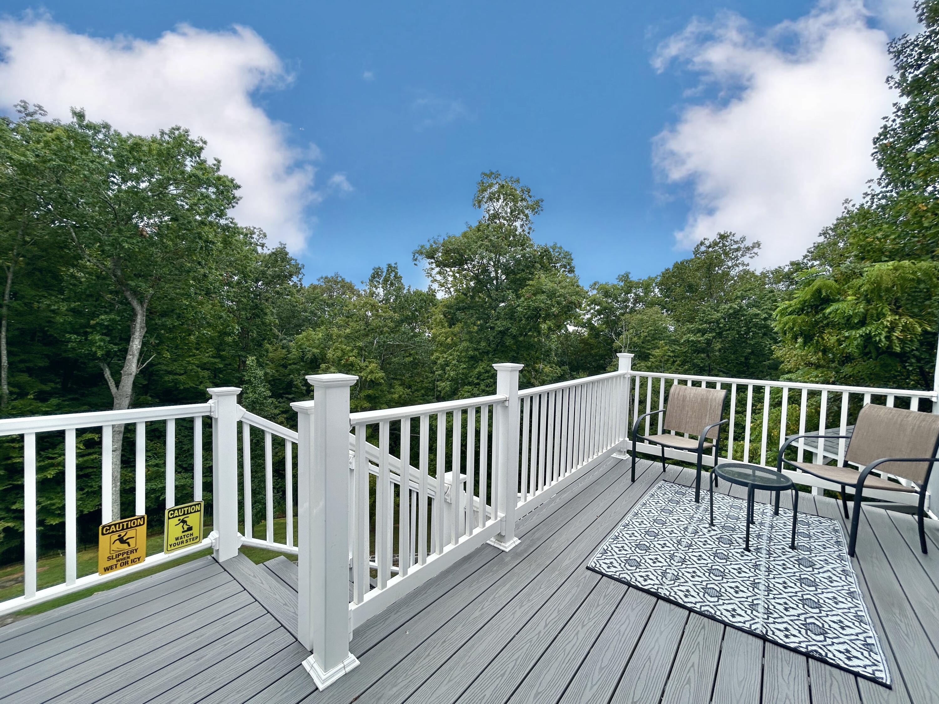 414 Lake Forest Drive