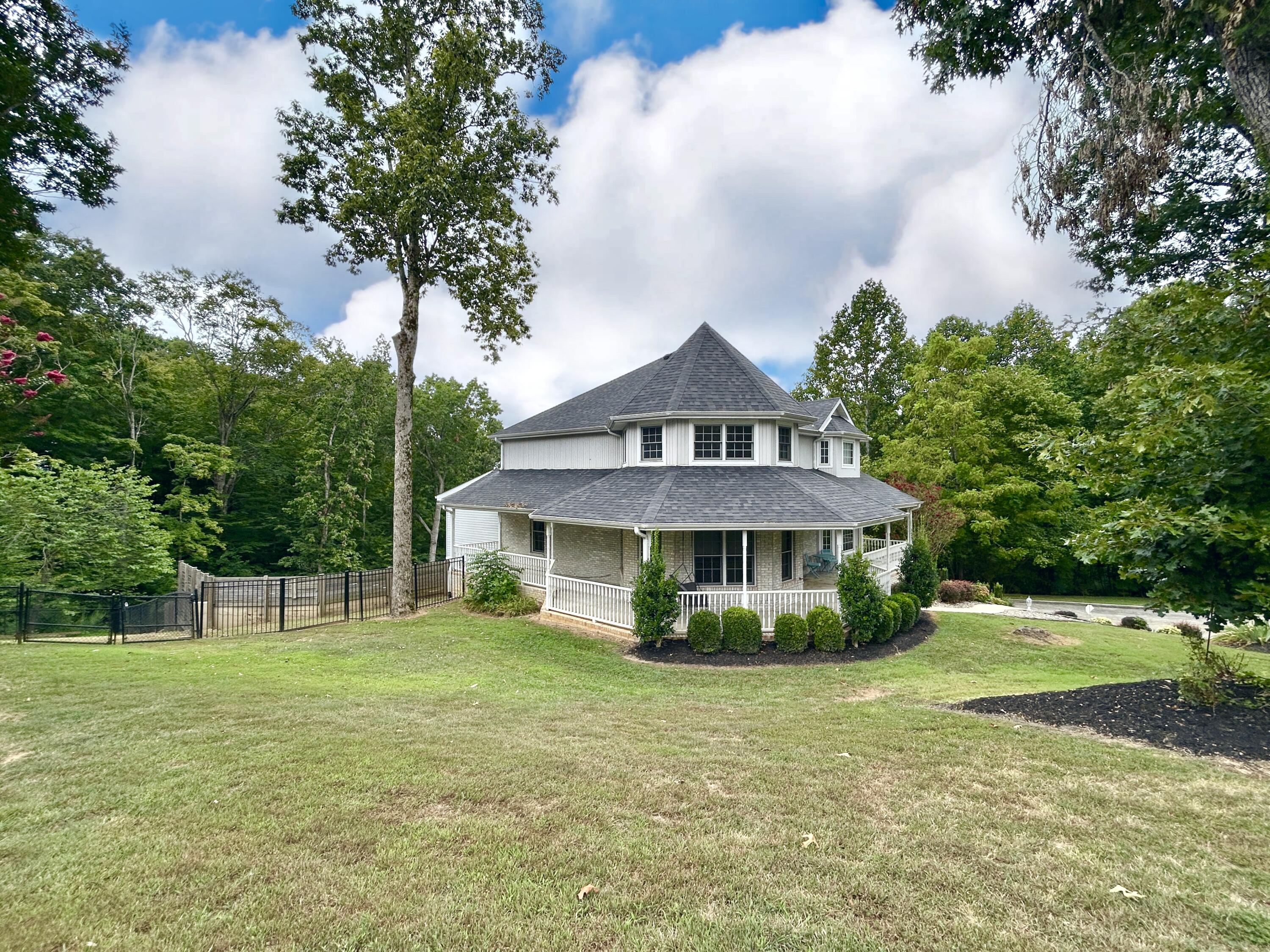 414 Lake Forest Drive