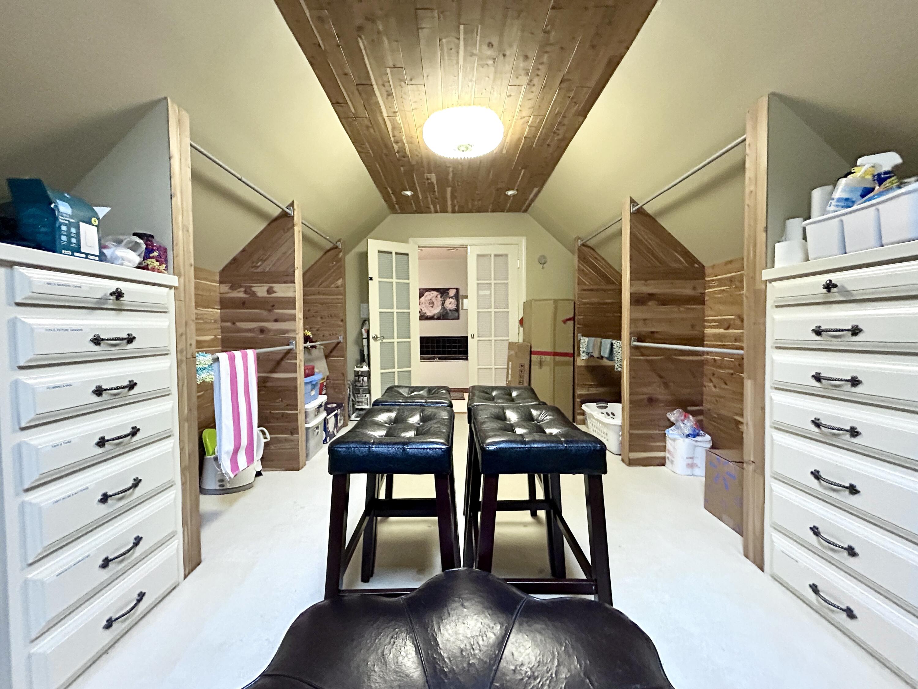 414 Lake Forest Drive