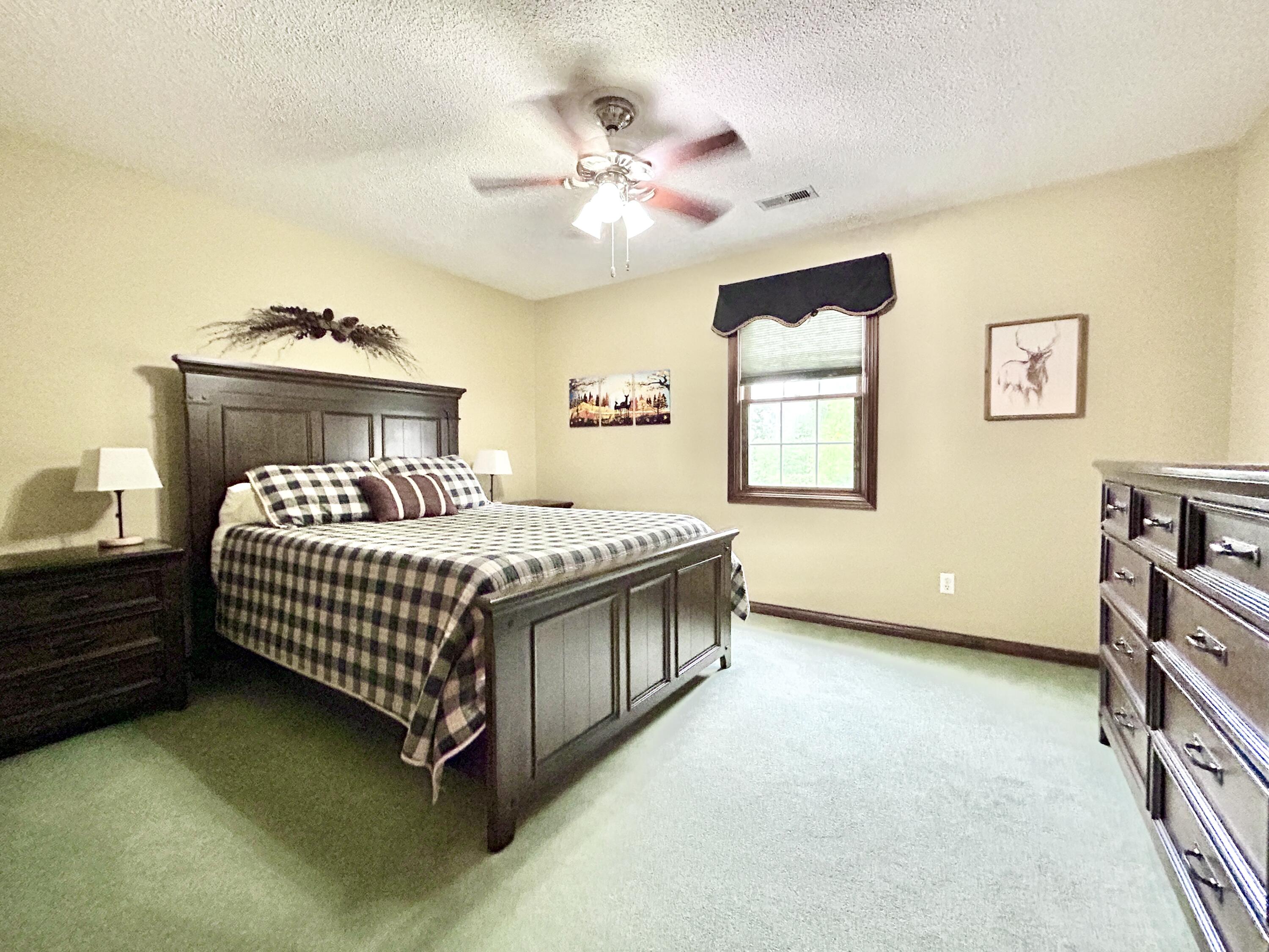 414 Lake Forest Drive