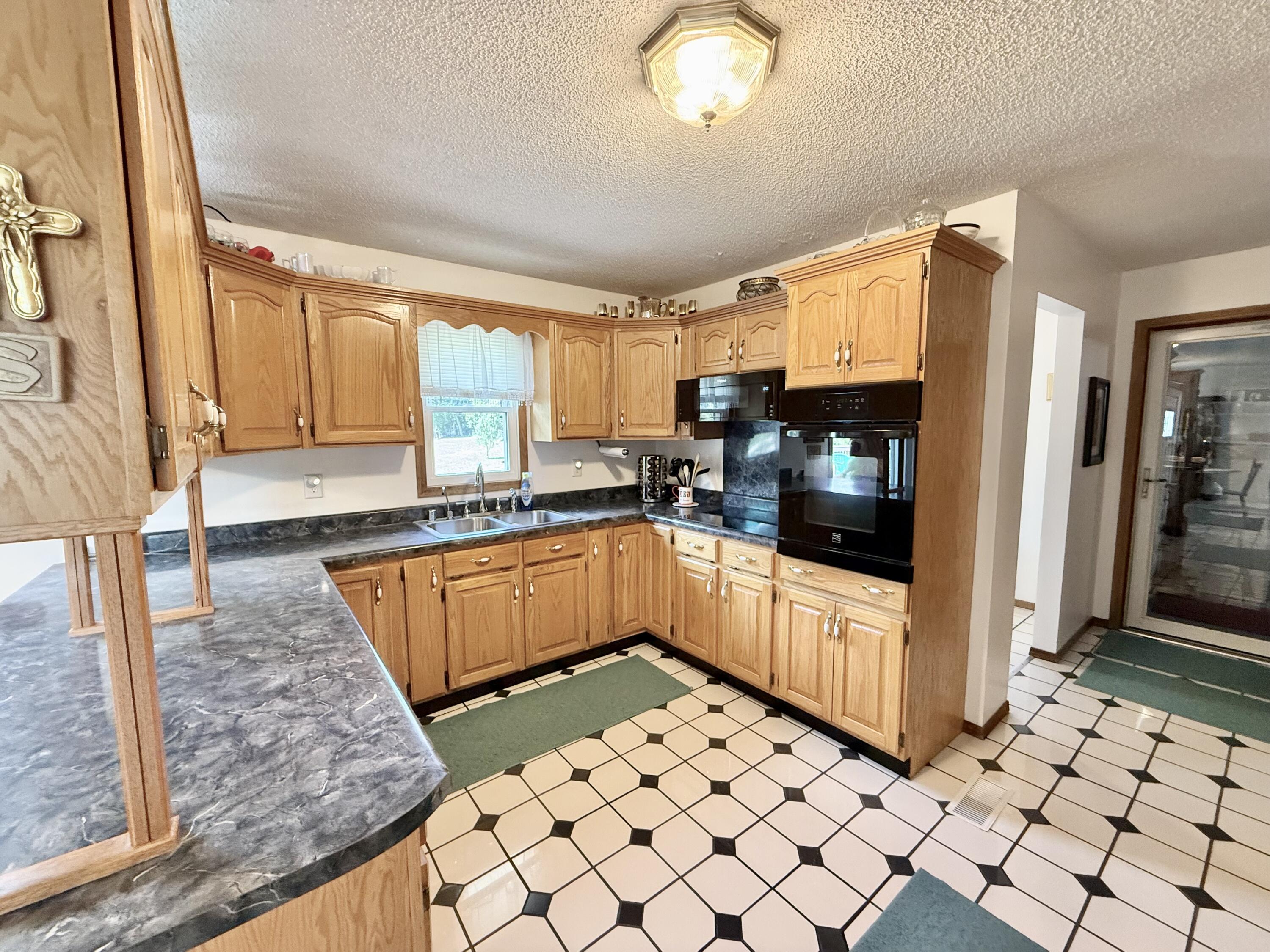 1069 Meadows Grove Road