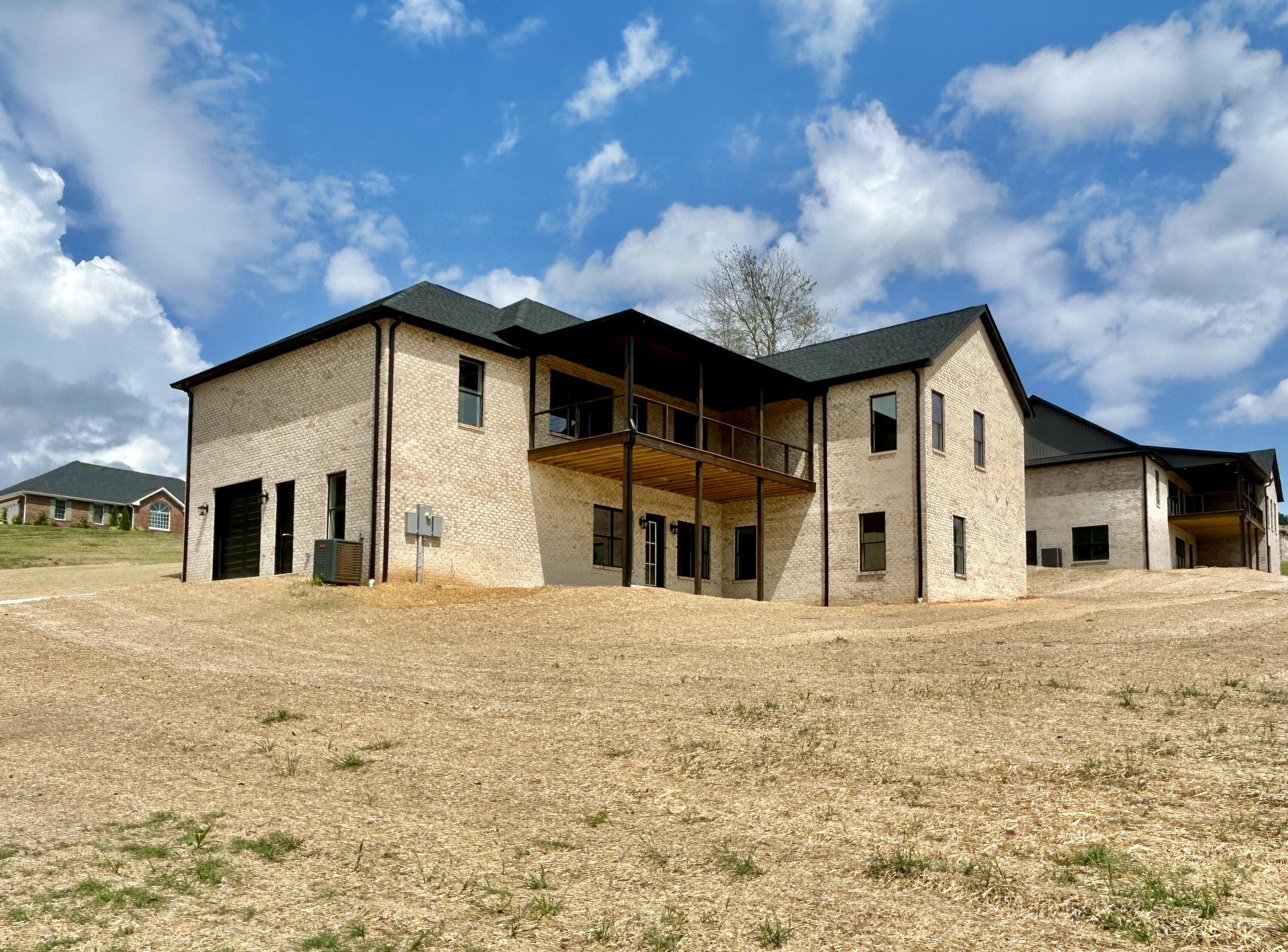 442 Woods Edge Drive