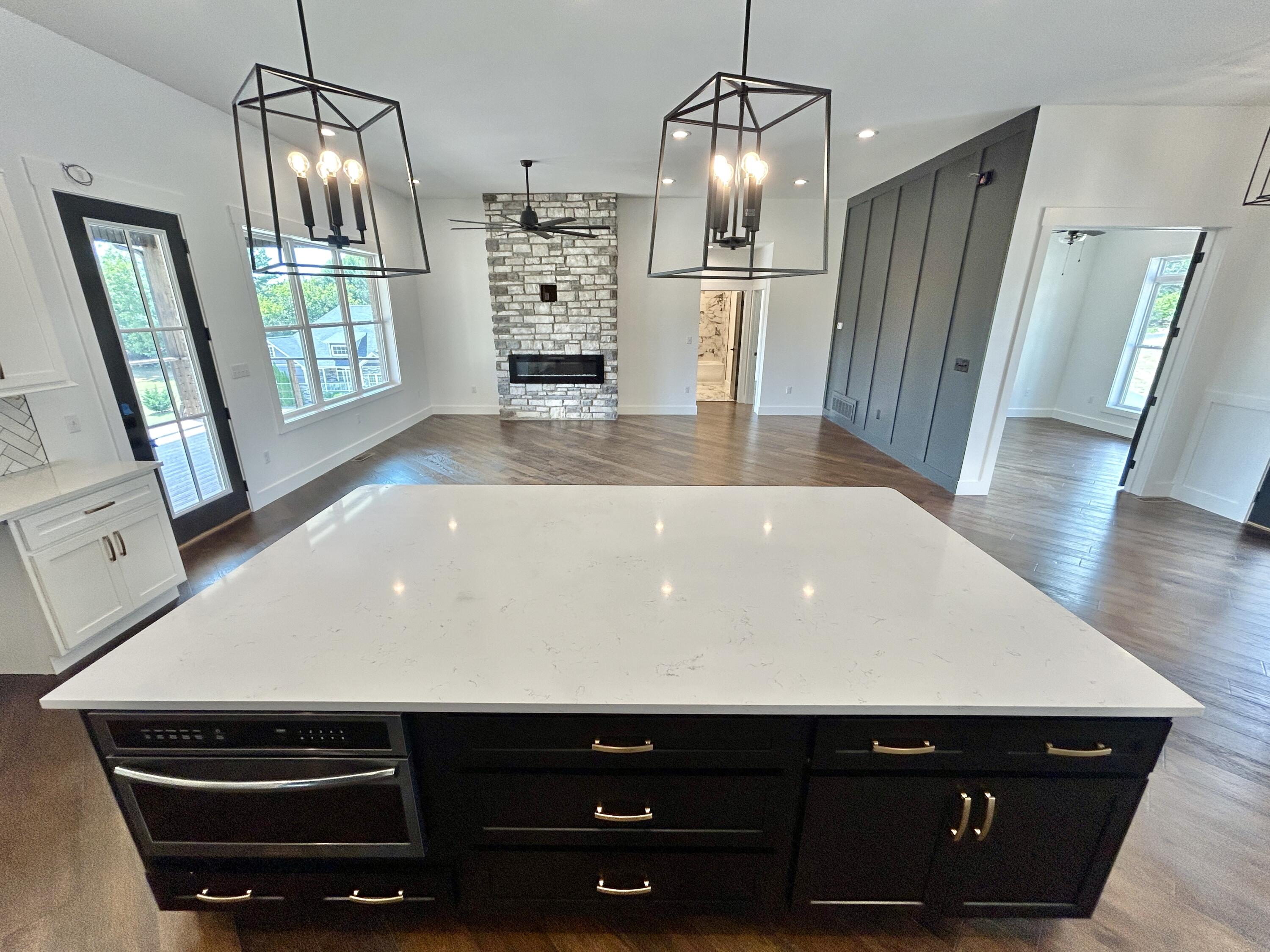 442 Woods Edge Drive