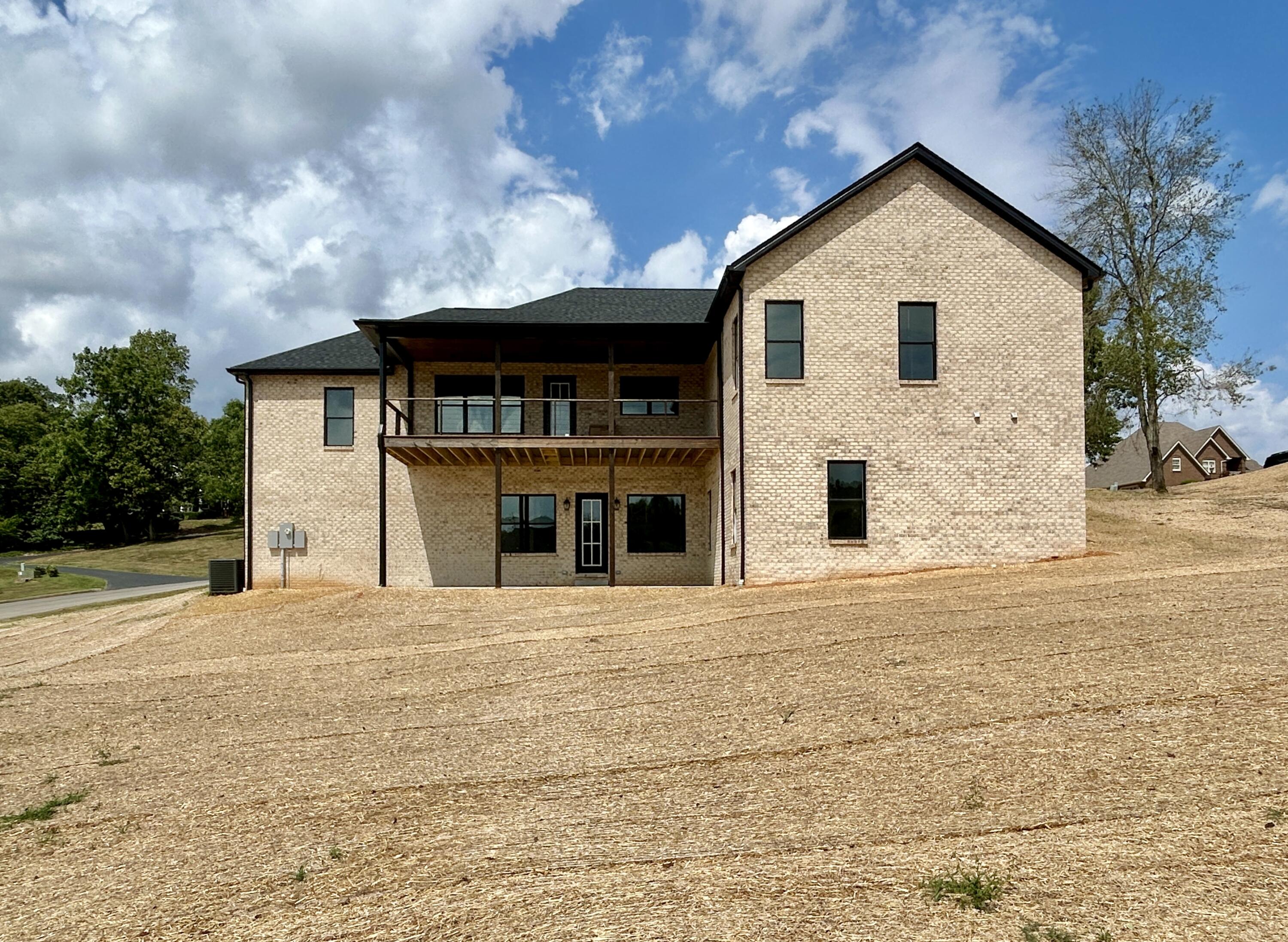 442 Woods Edge Drive