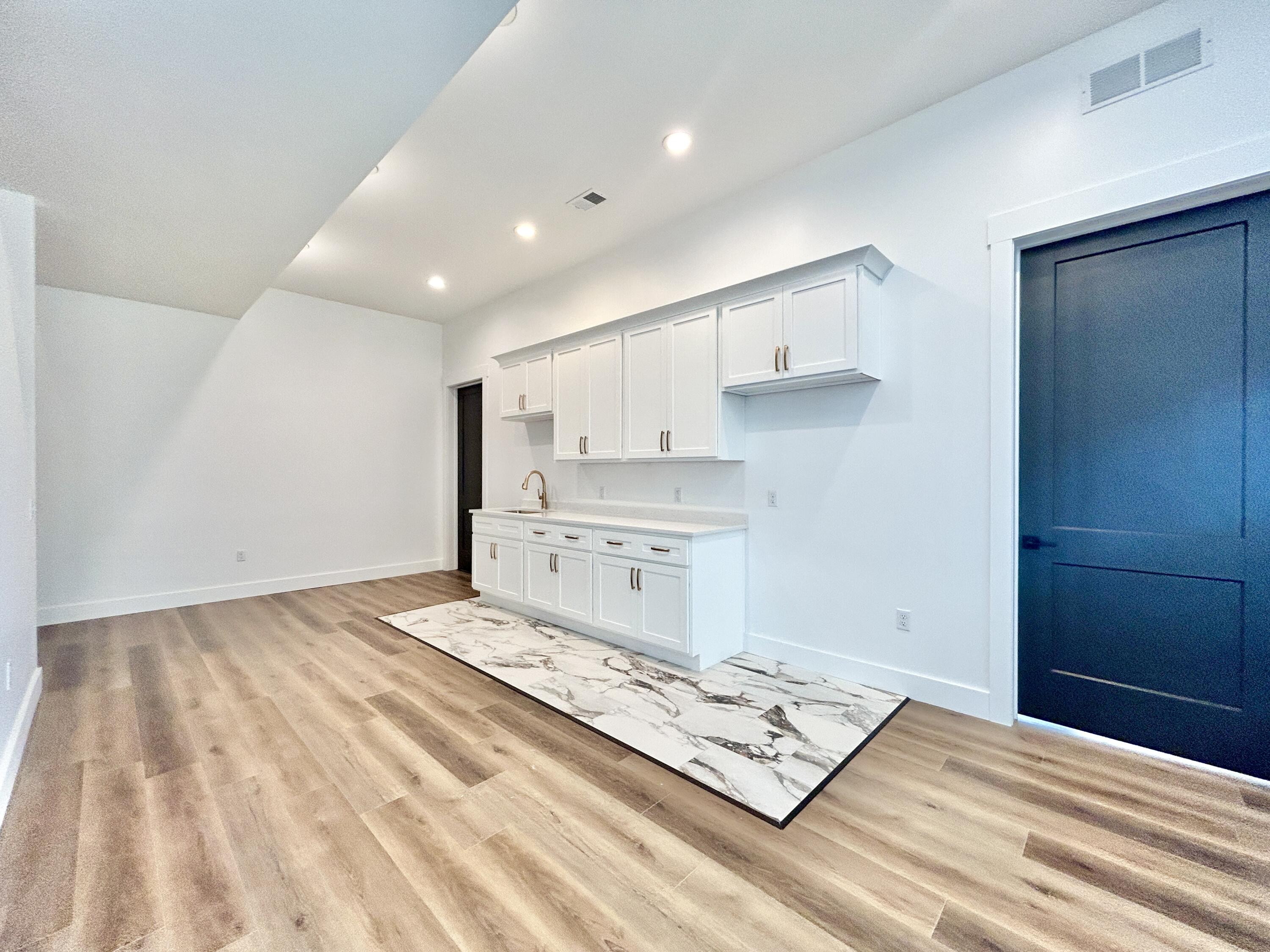 442 Woods Edge Drive