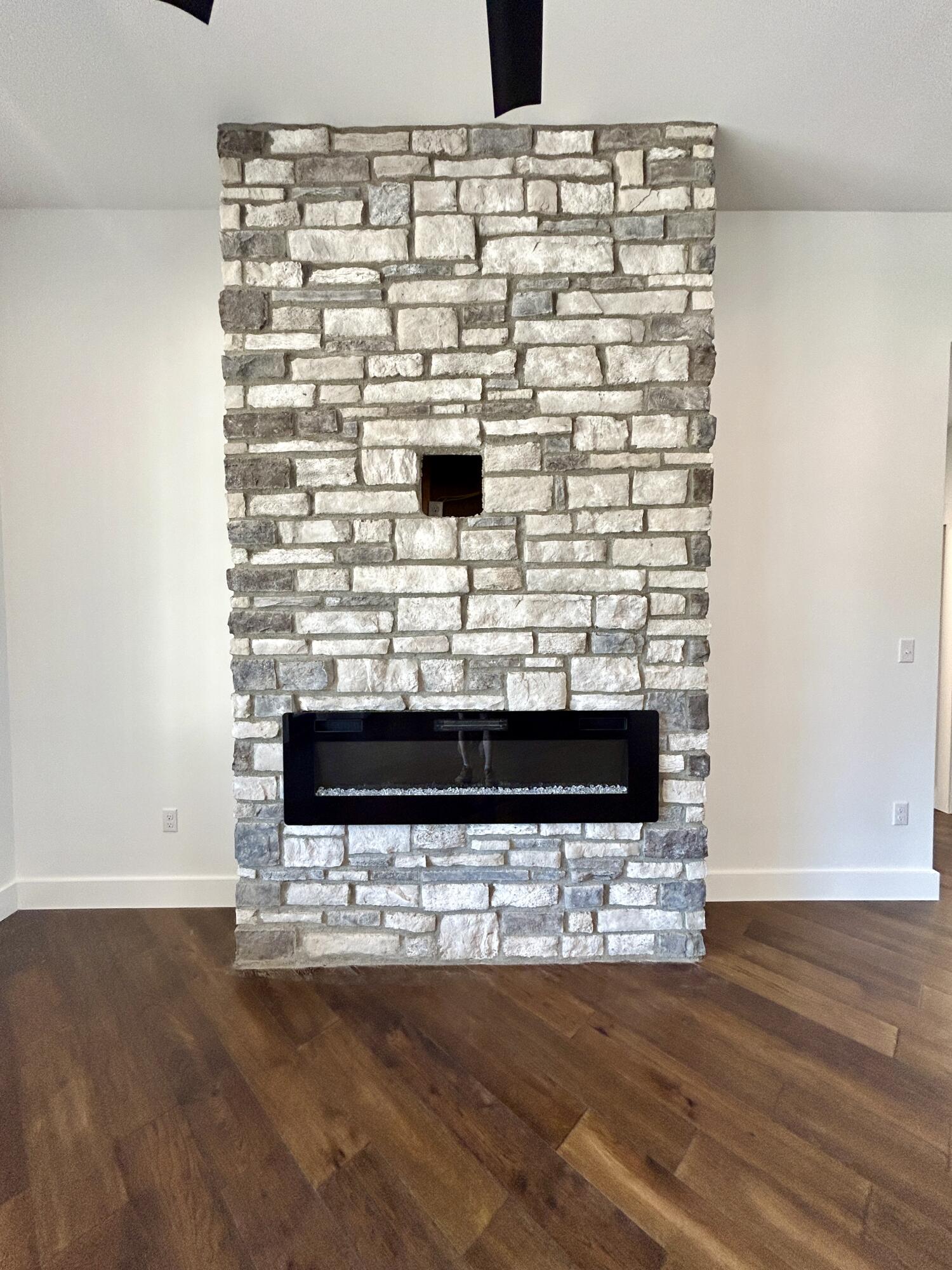 442 Woods Edge Drive