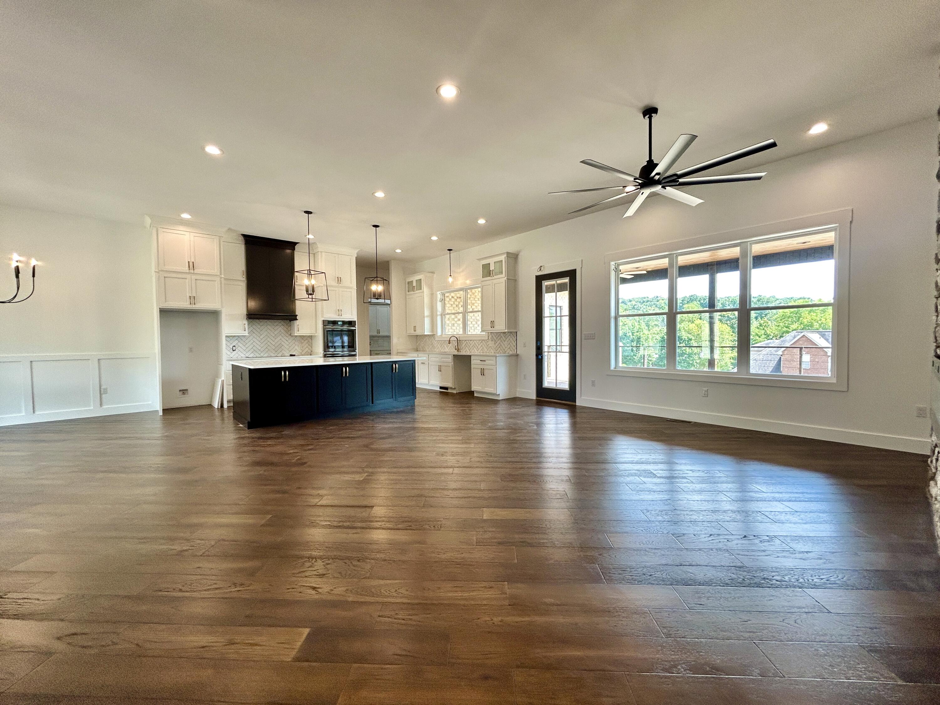 442 Woods Edge Drive