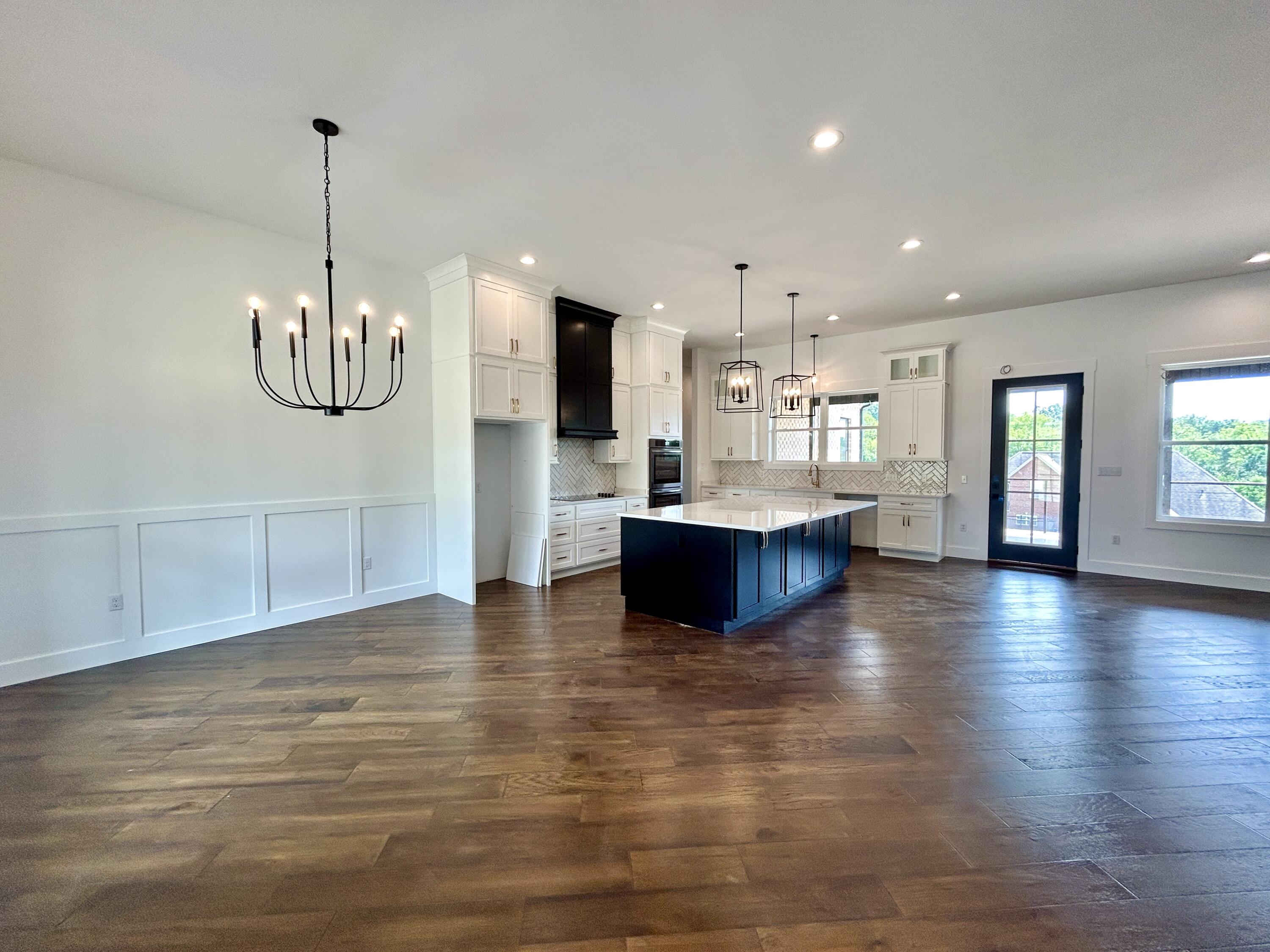 442 Woods Edge Drive