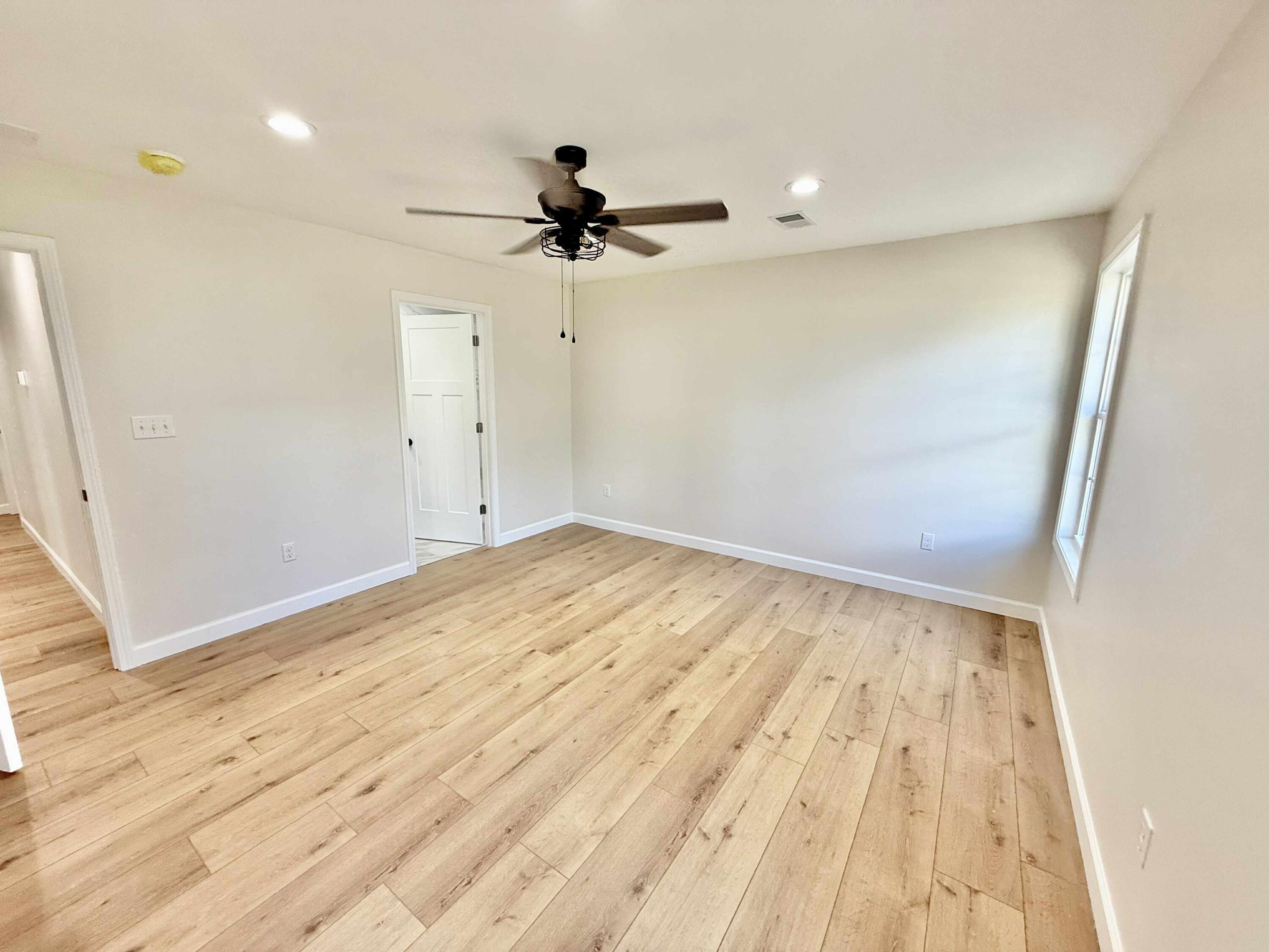 1905 Avalon Drive