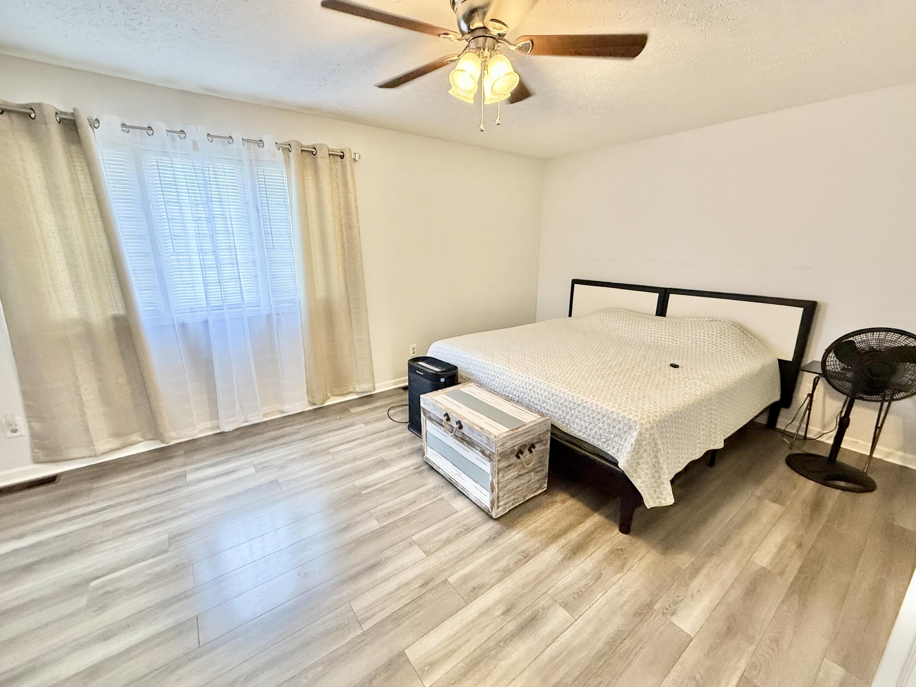 201 Oak Valley Drive