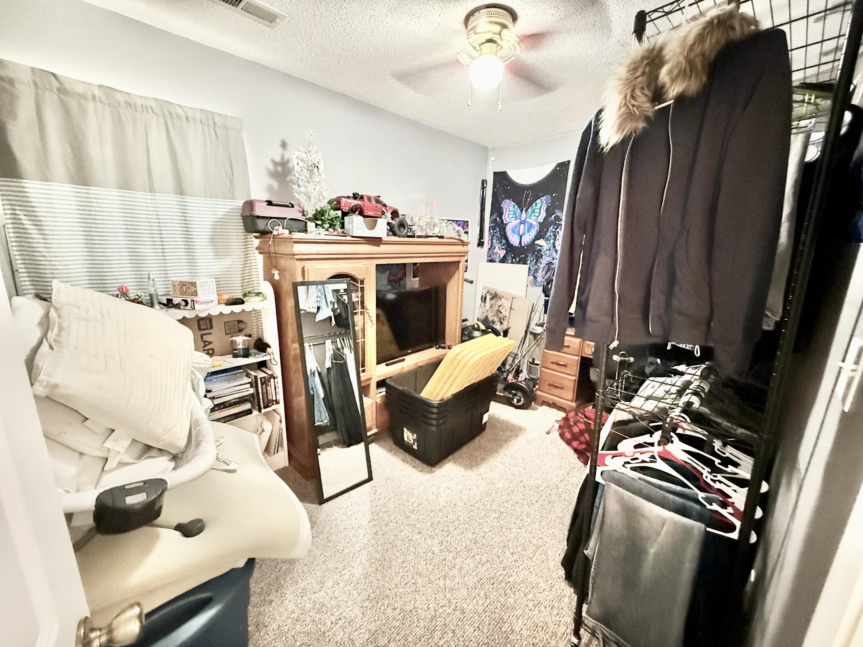 85 Falcon view Trail