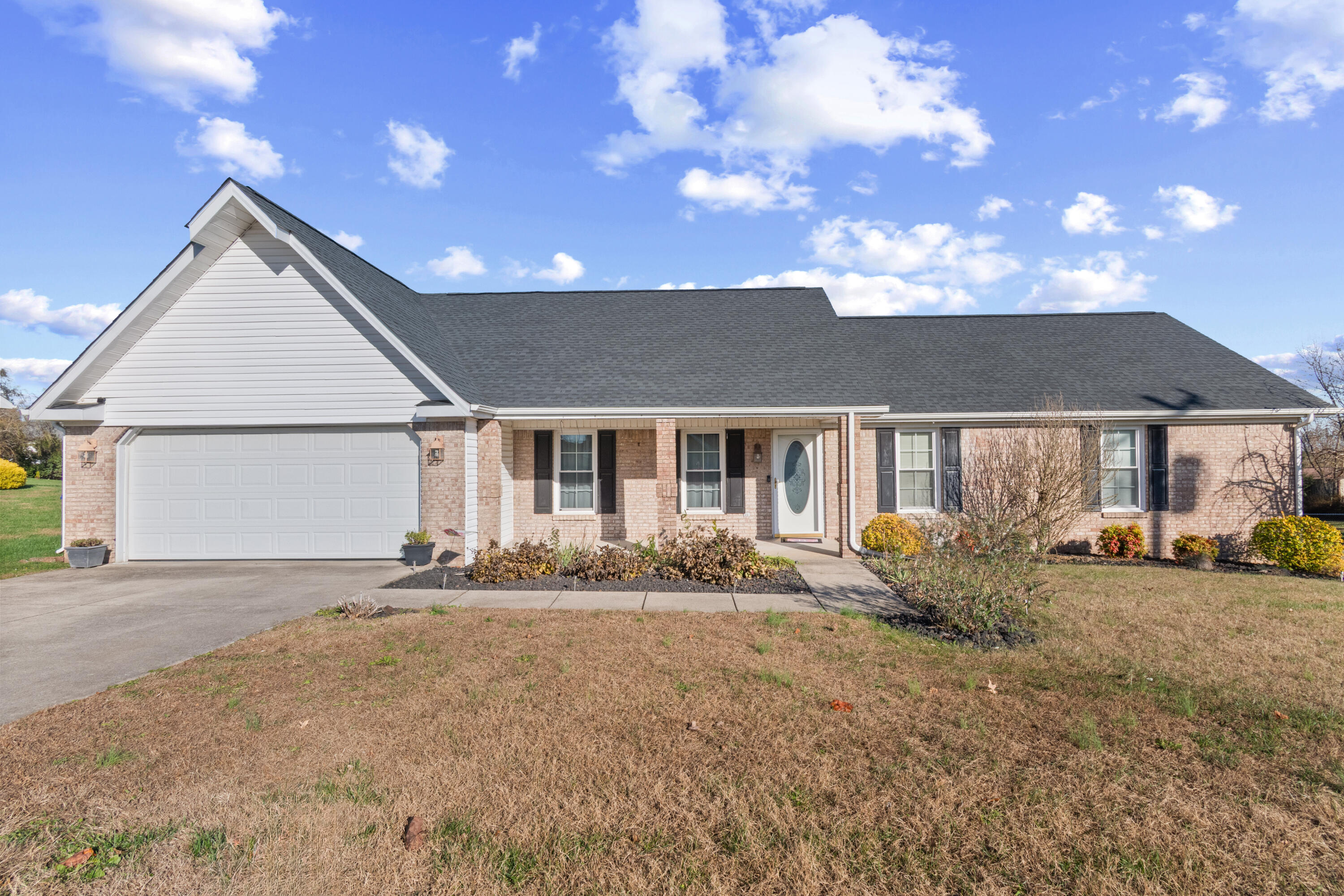 104 Meadowcrest Drive