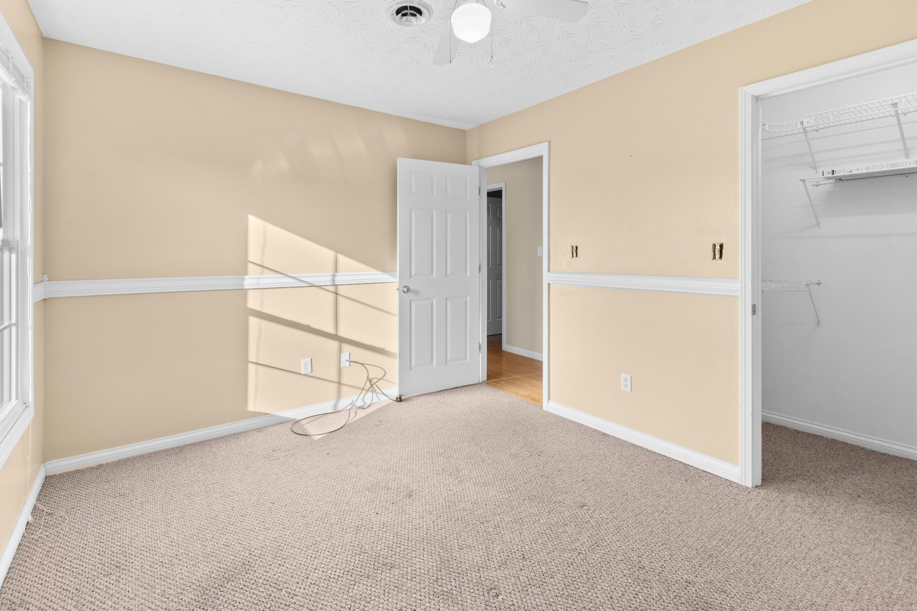 104 Meadowcrest Drive