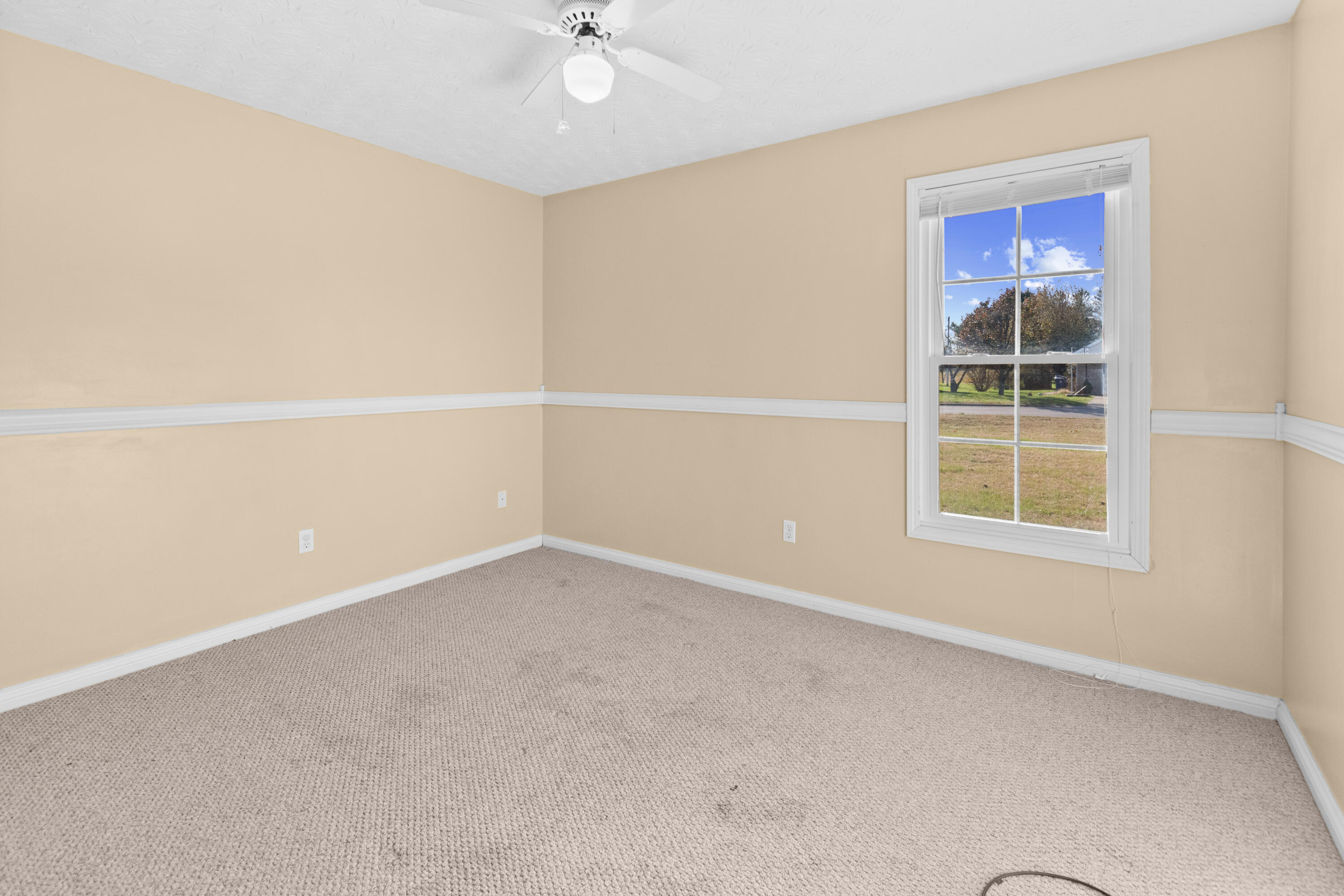 104 Meadowcrest Drive