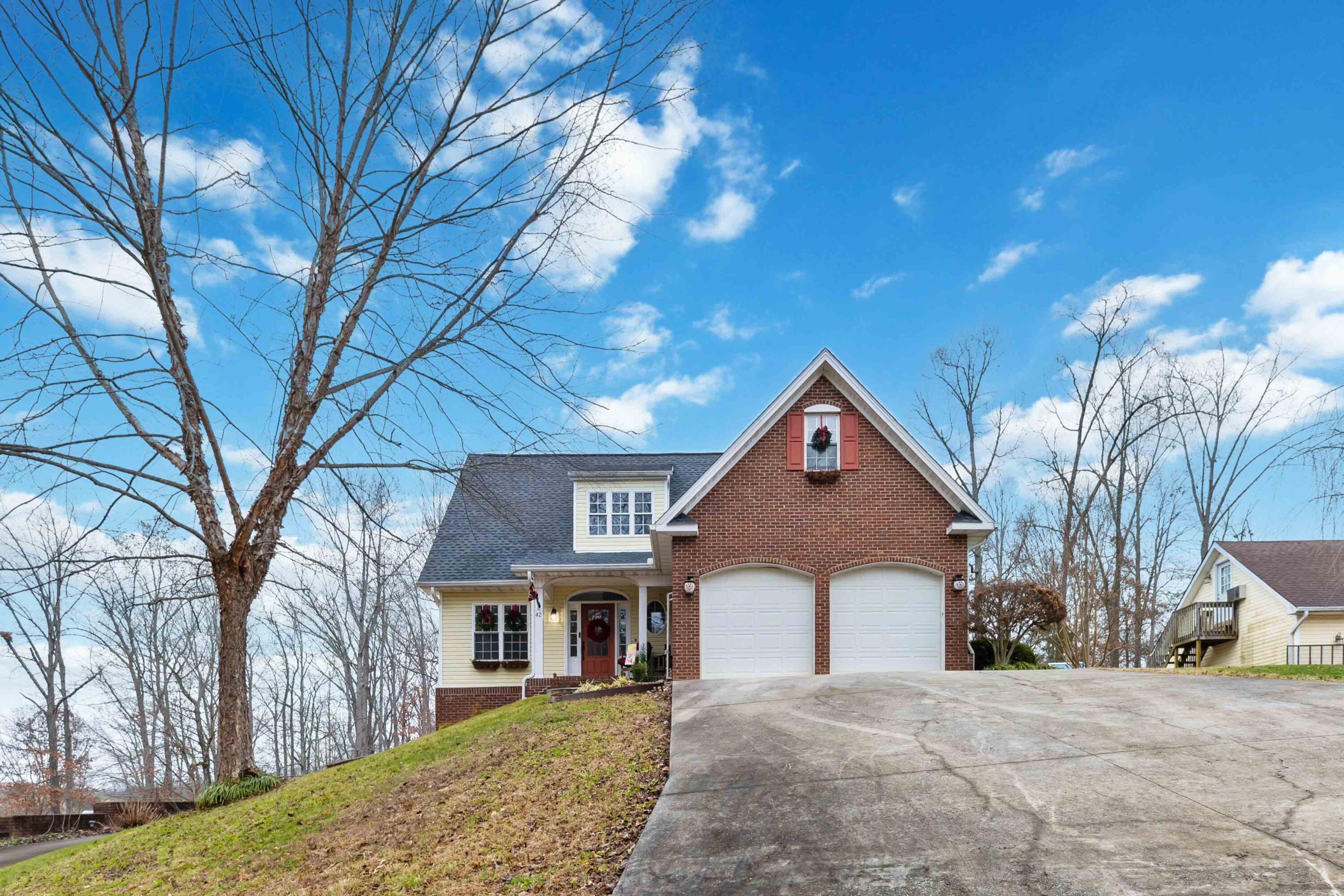 42 Greenleaf Drive