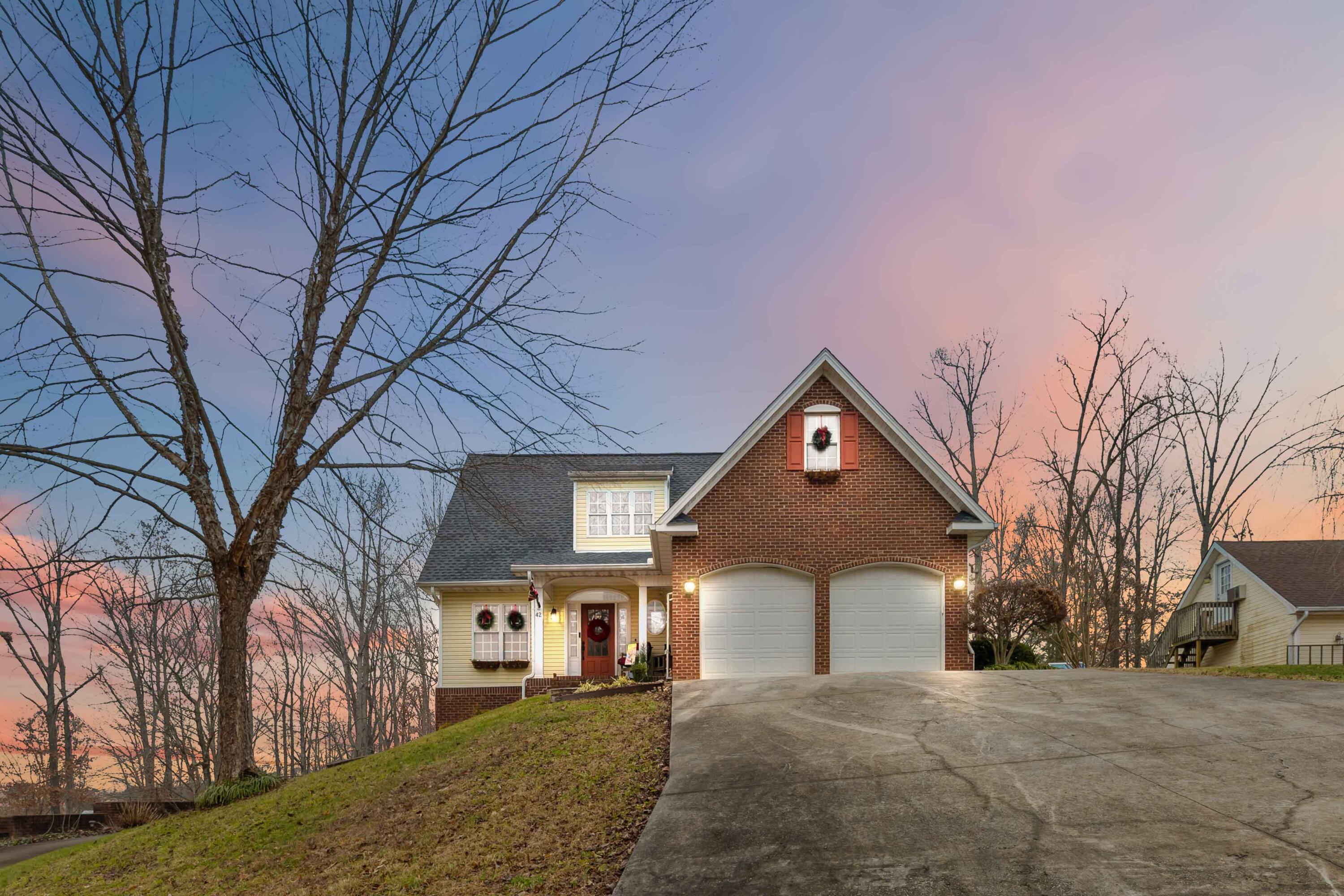 42 Greenleaf Drive