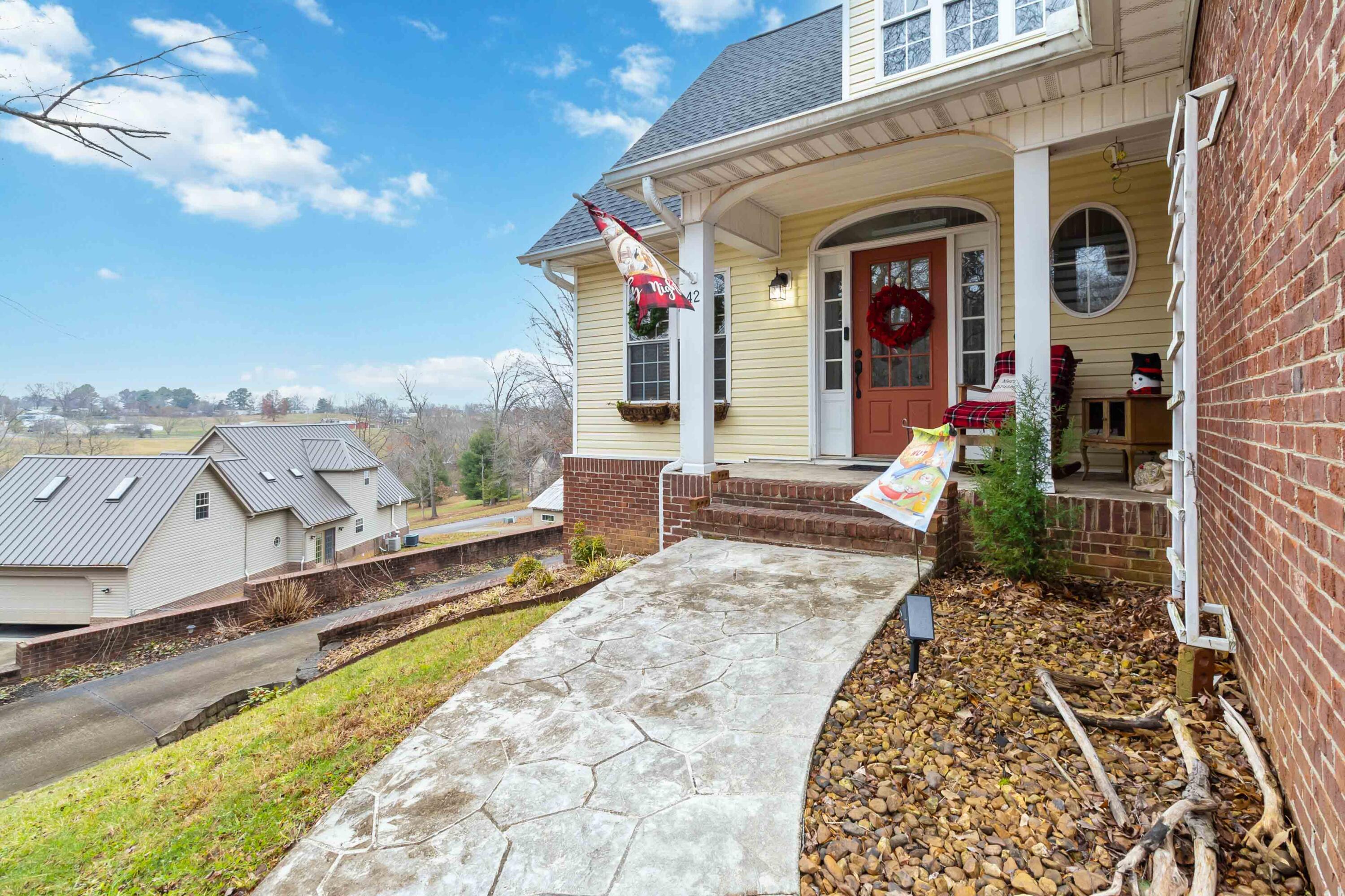 42 Greenleaf Drive