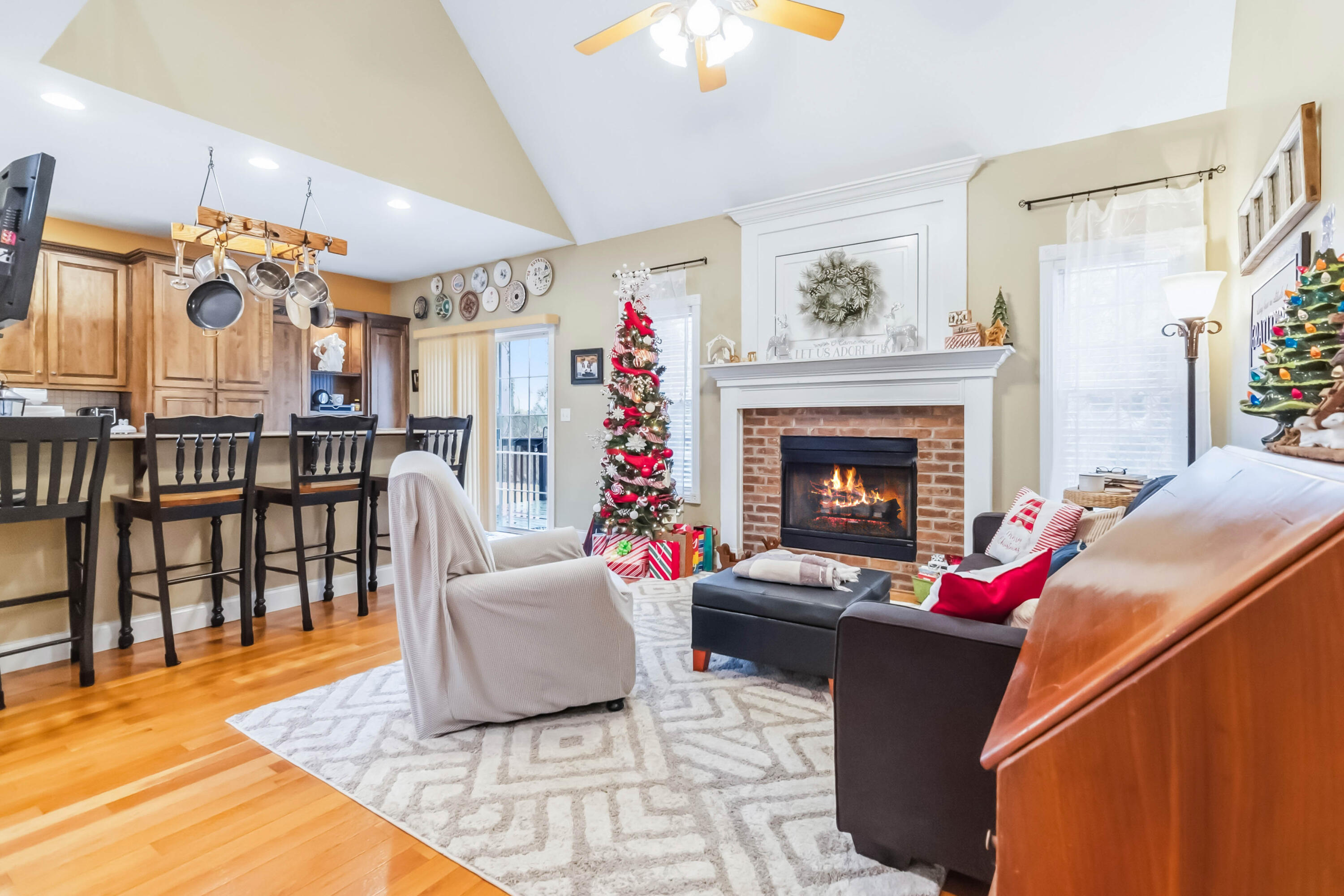 42 Greenleaf Drive