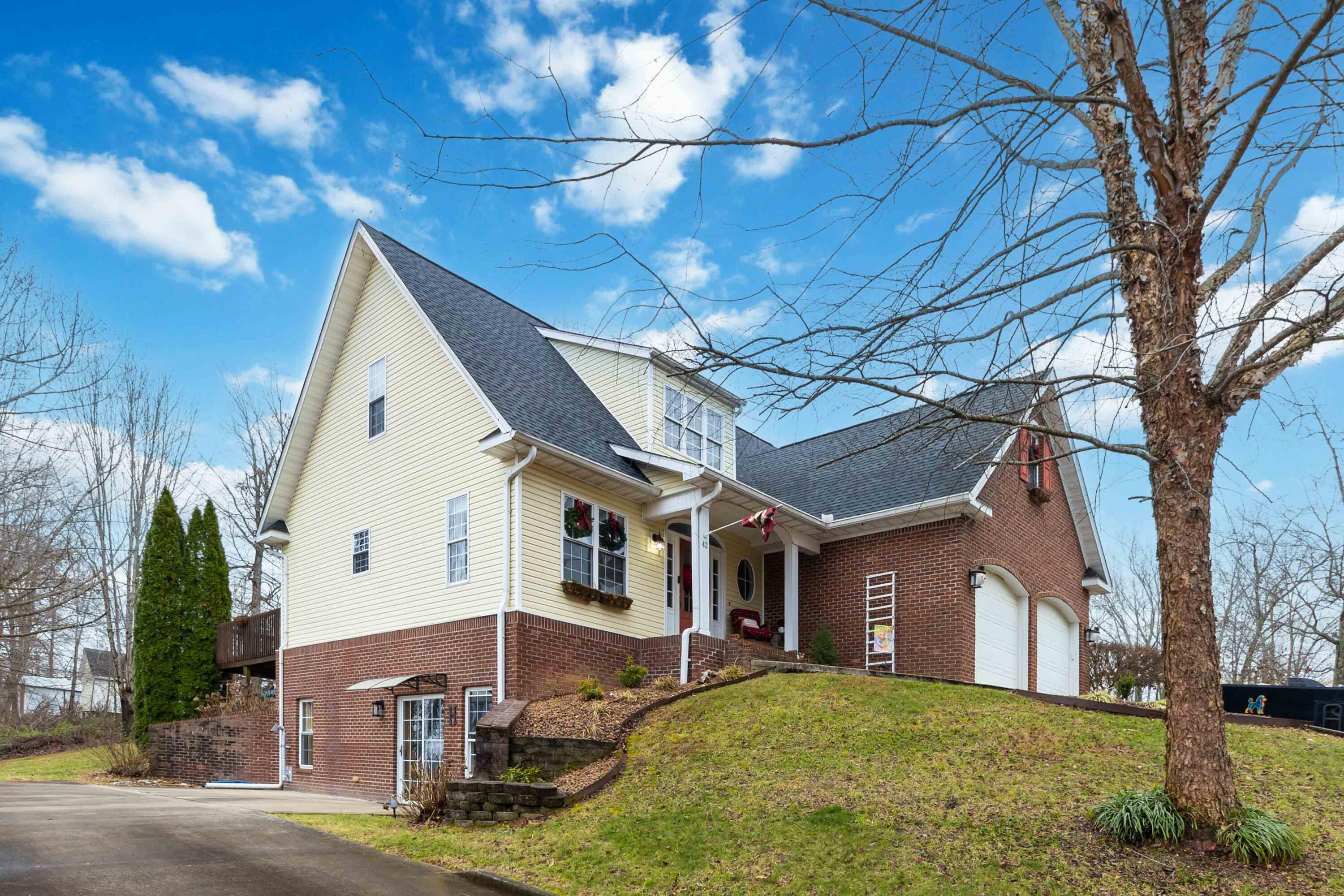 42 Greenleaf Drive
