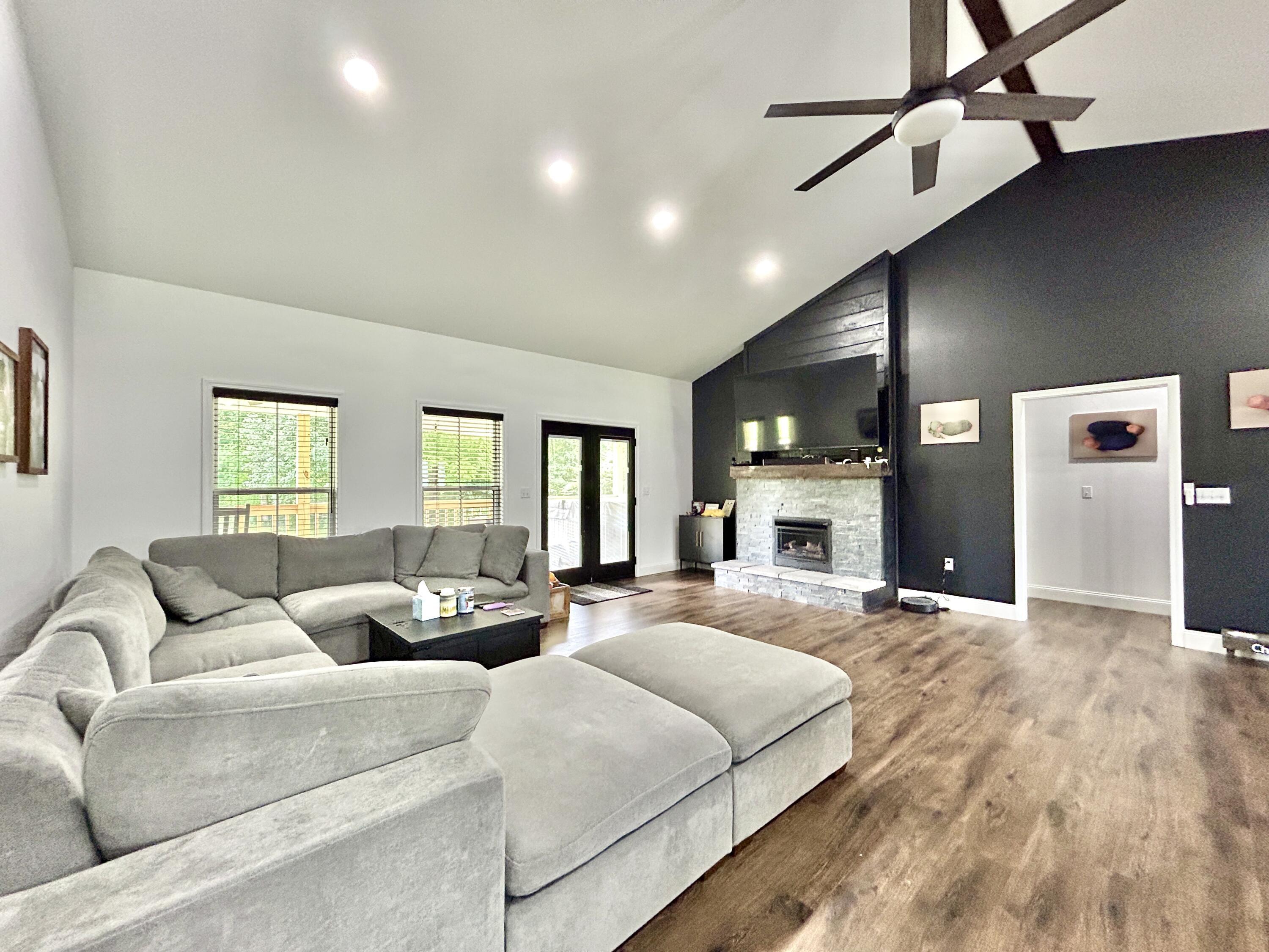98 Spring View Drive