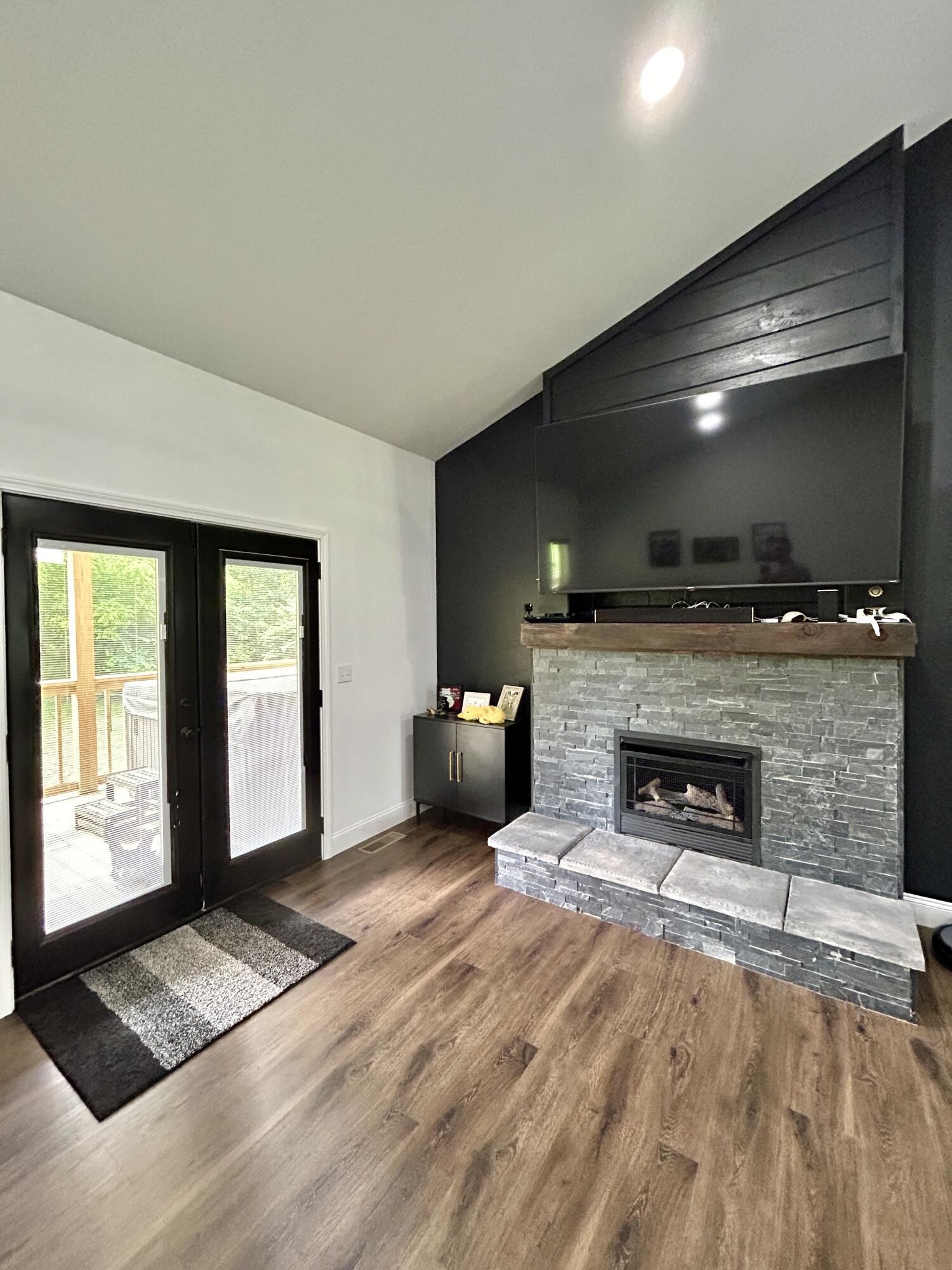98 Spring View Drive
