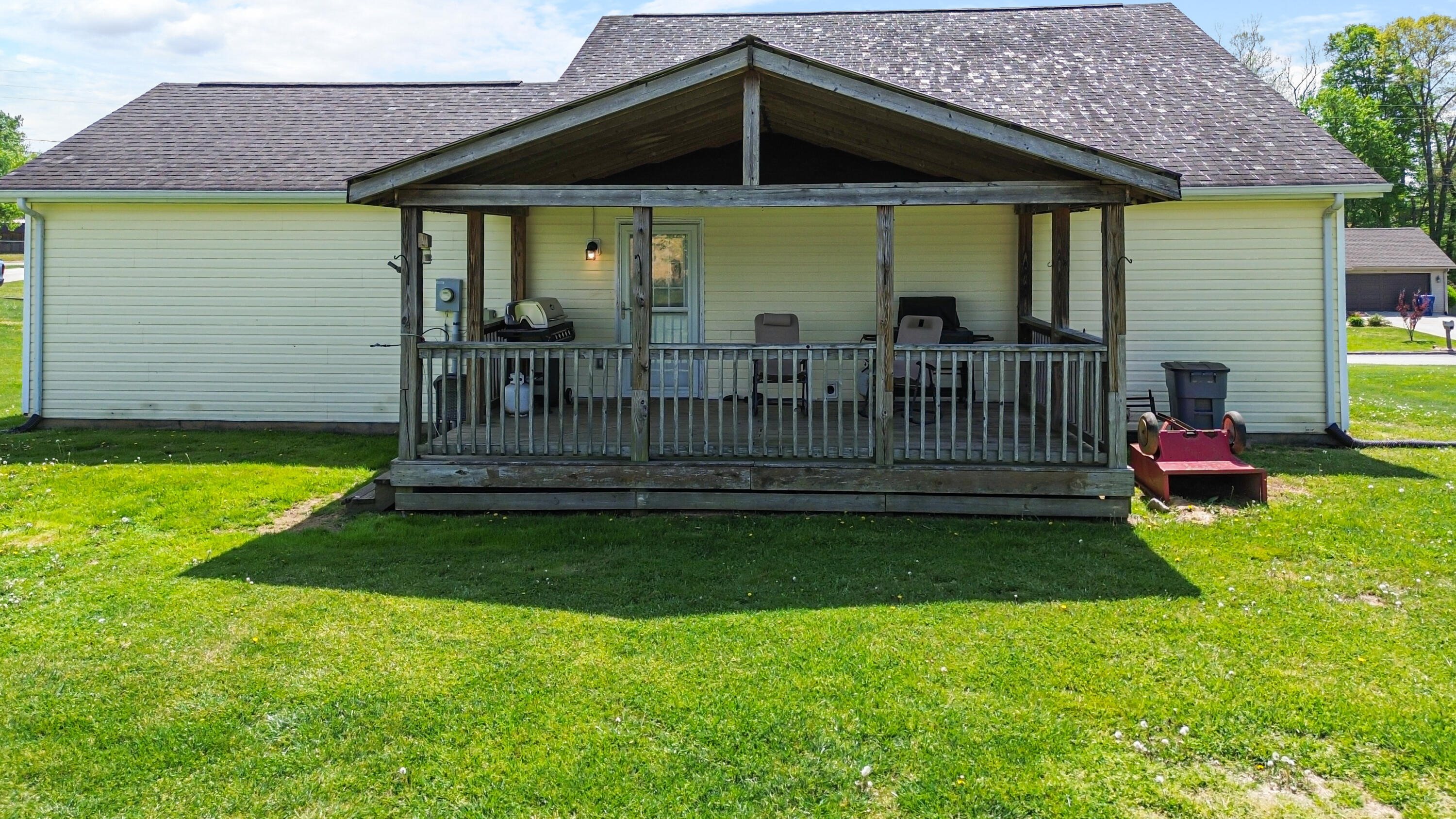 173 Canterbury Drive