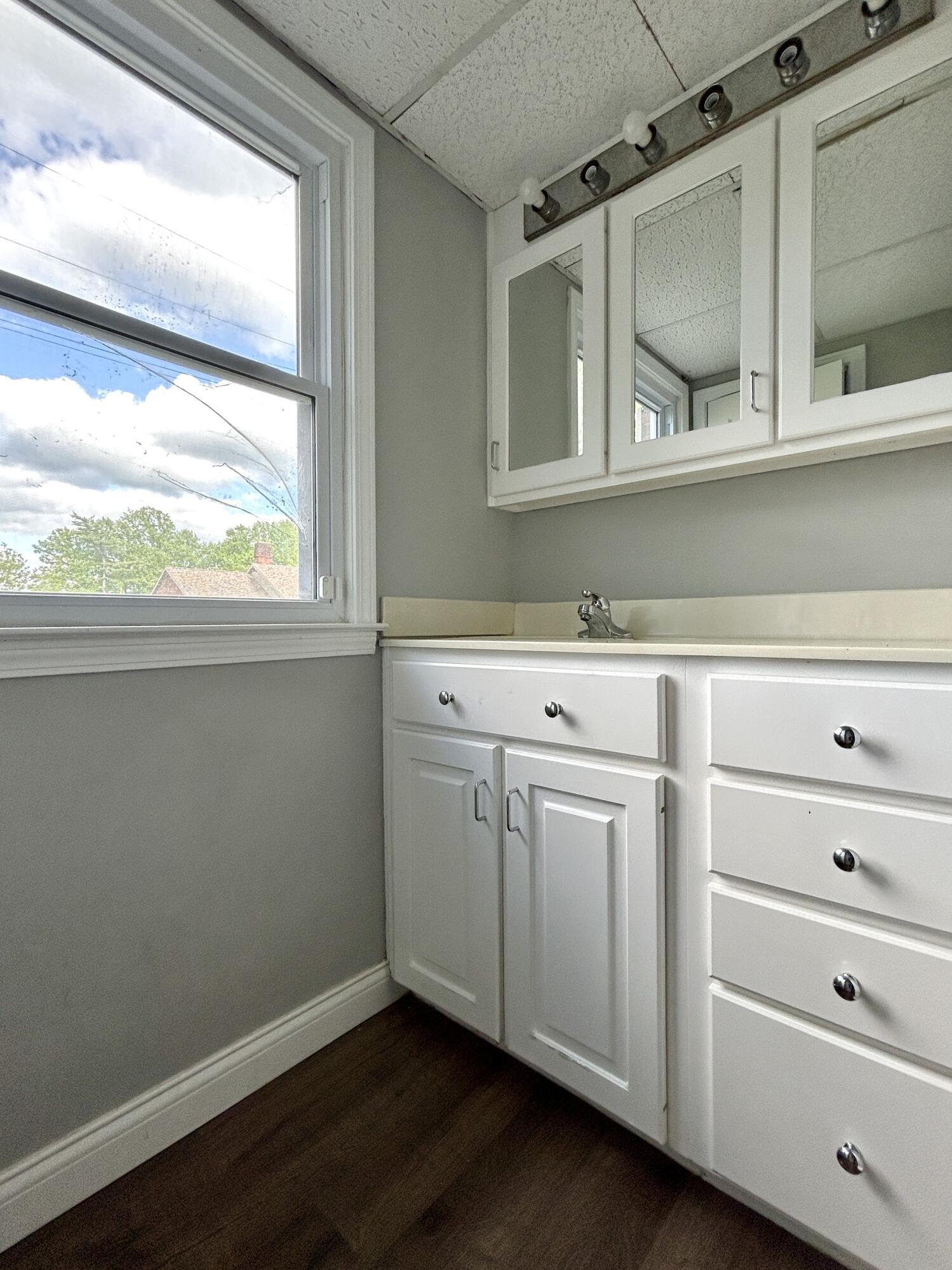 500 Meadowlark Drive