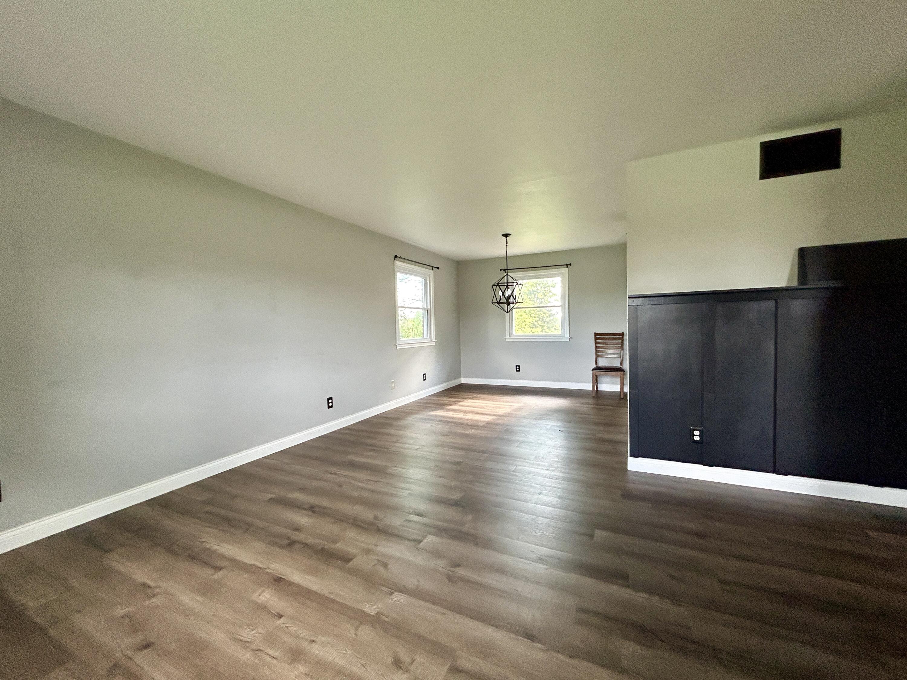 500 Meadowlark Drive