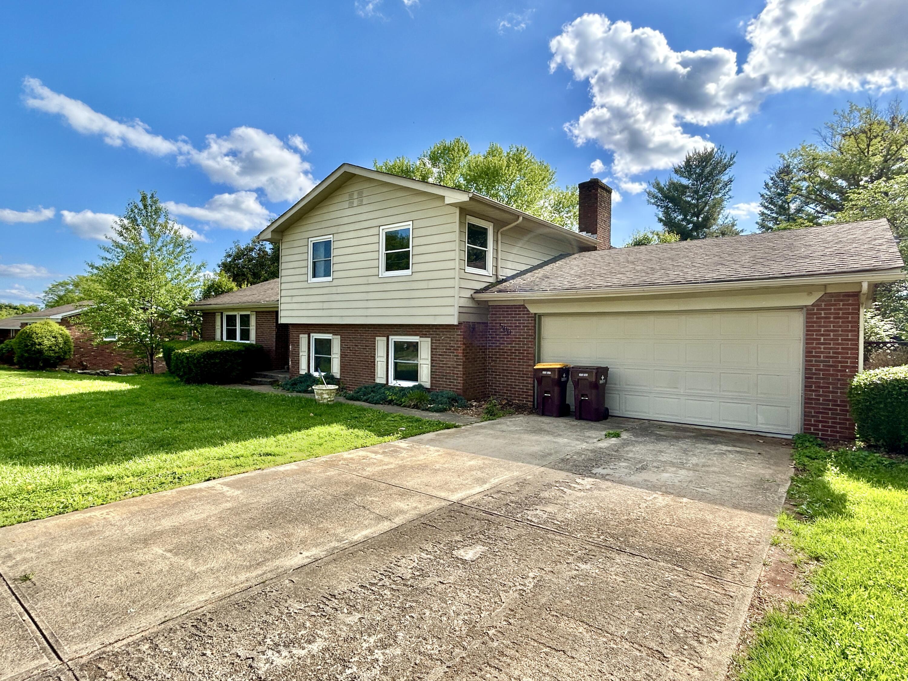 500 Meadowlark Drive