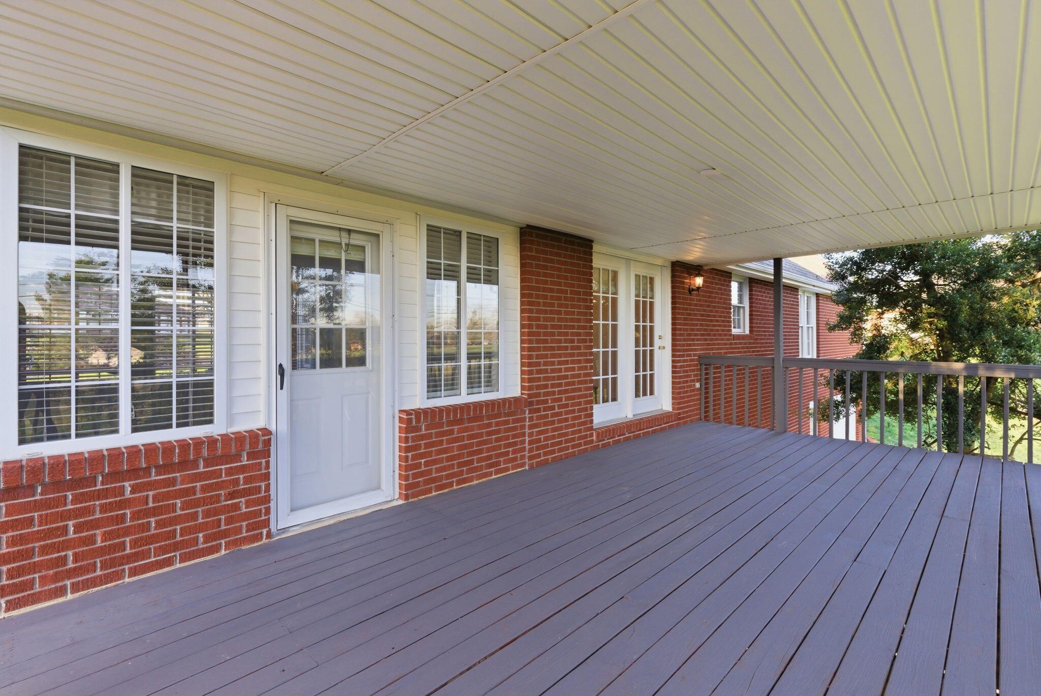 500 Natures Pointe Drive