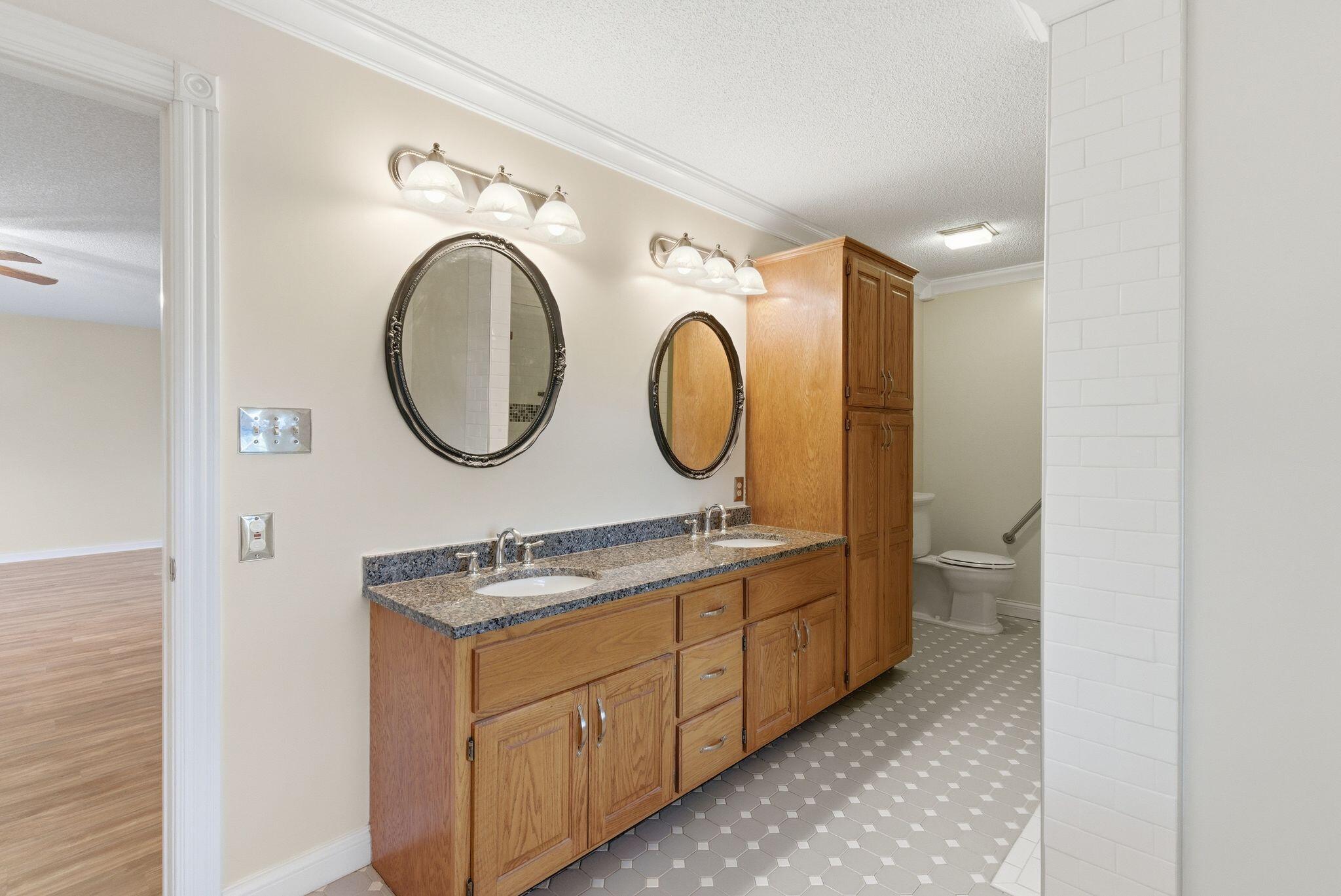 500 Natures Pointe Drive