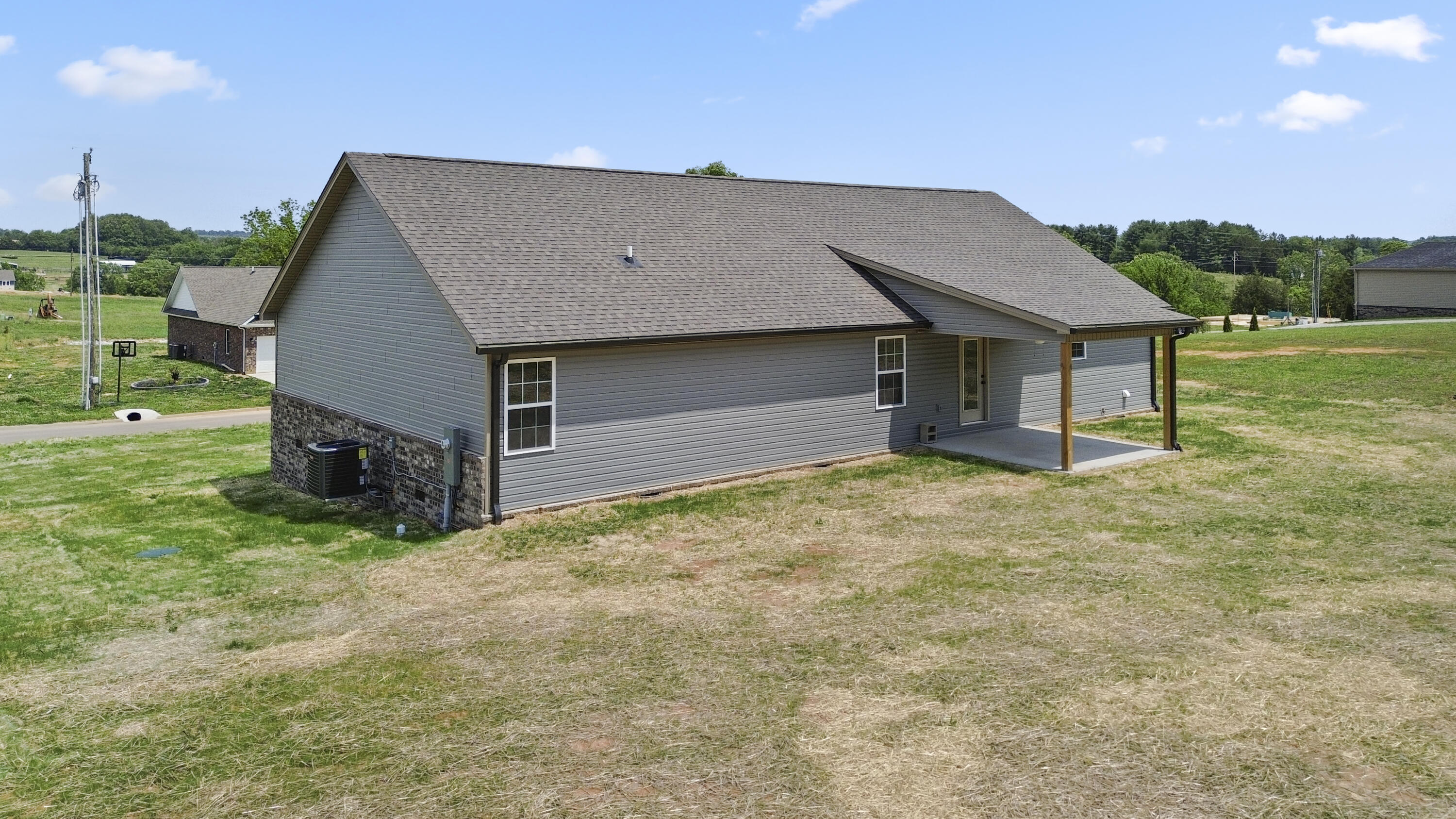 434 Lone Oak Drive