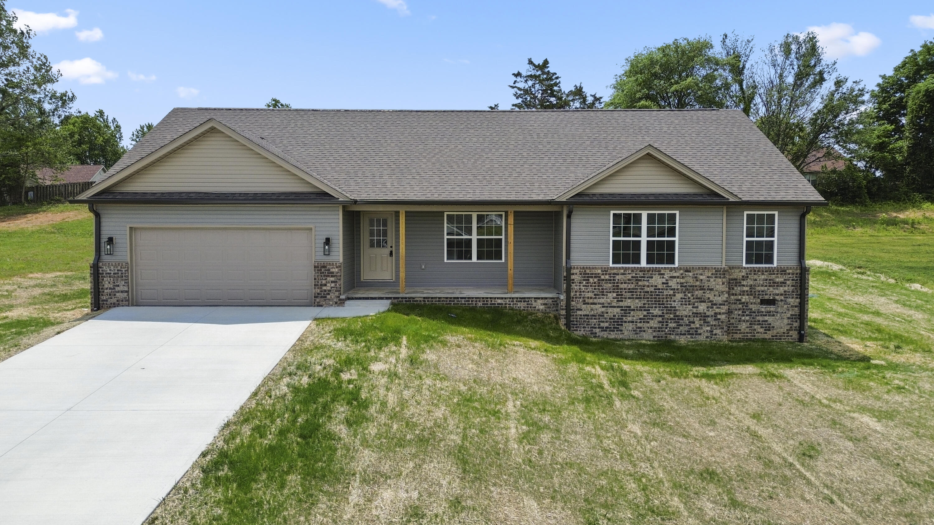 434 Lone Oak Drive